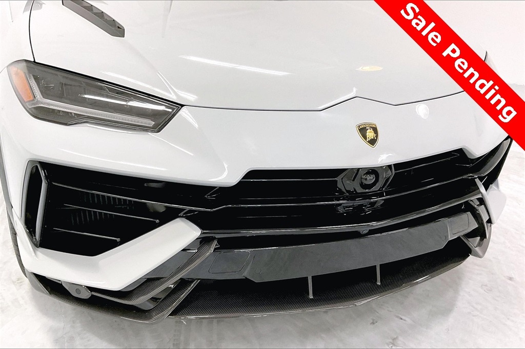 used 2023 Lamborghini Urus car, priced at $279,991