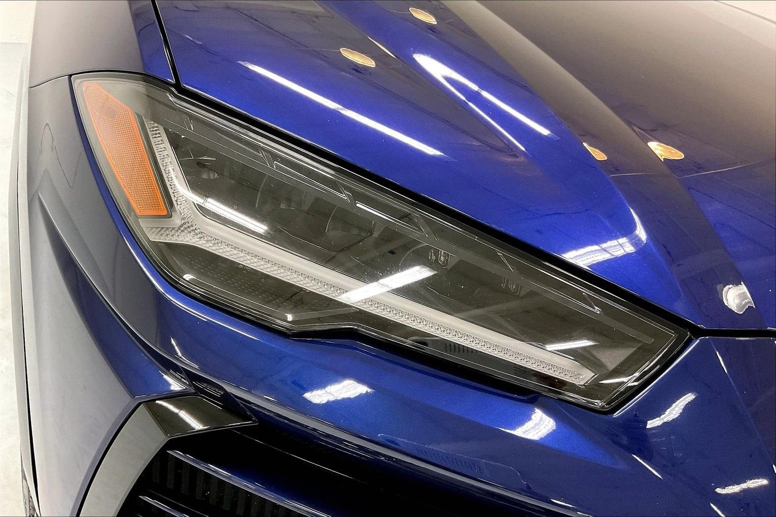 used 2021 Lamborghini Urus car, priced at $219,991