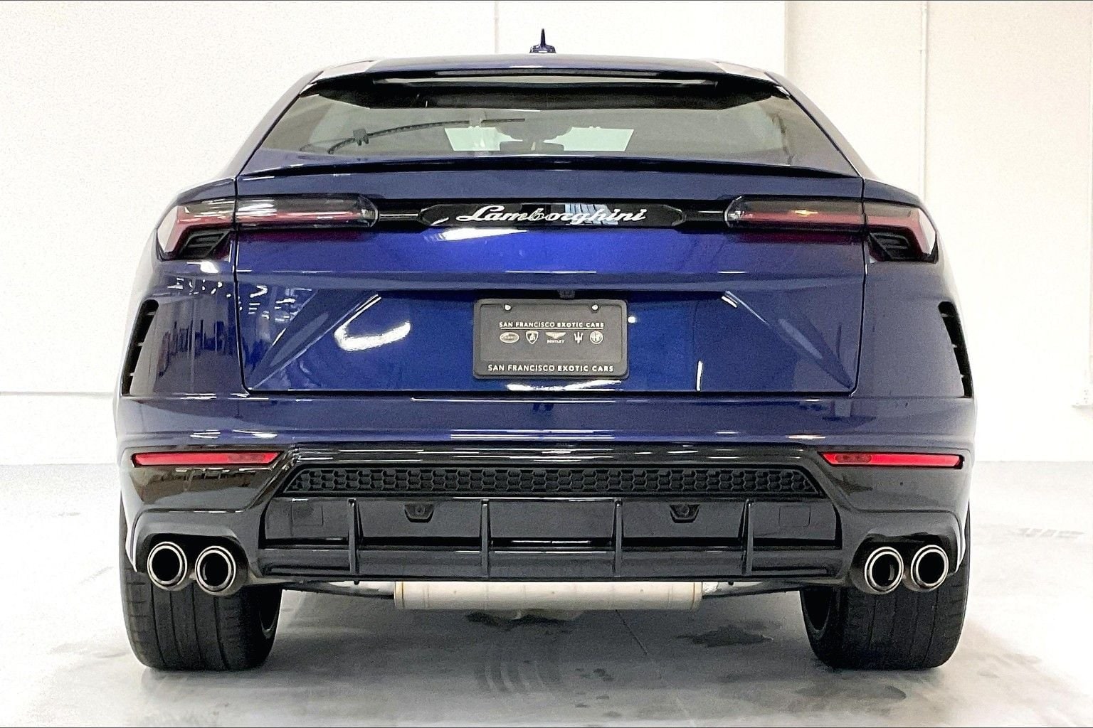 used 2021 Lamborghini Urus car, priced at $219,991