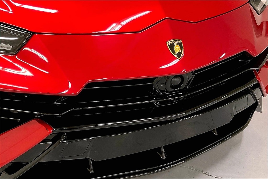 used 2023 Lamborghini Urus car, priced at $254,991
