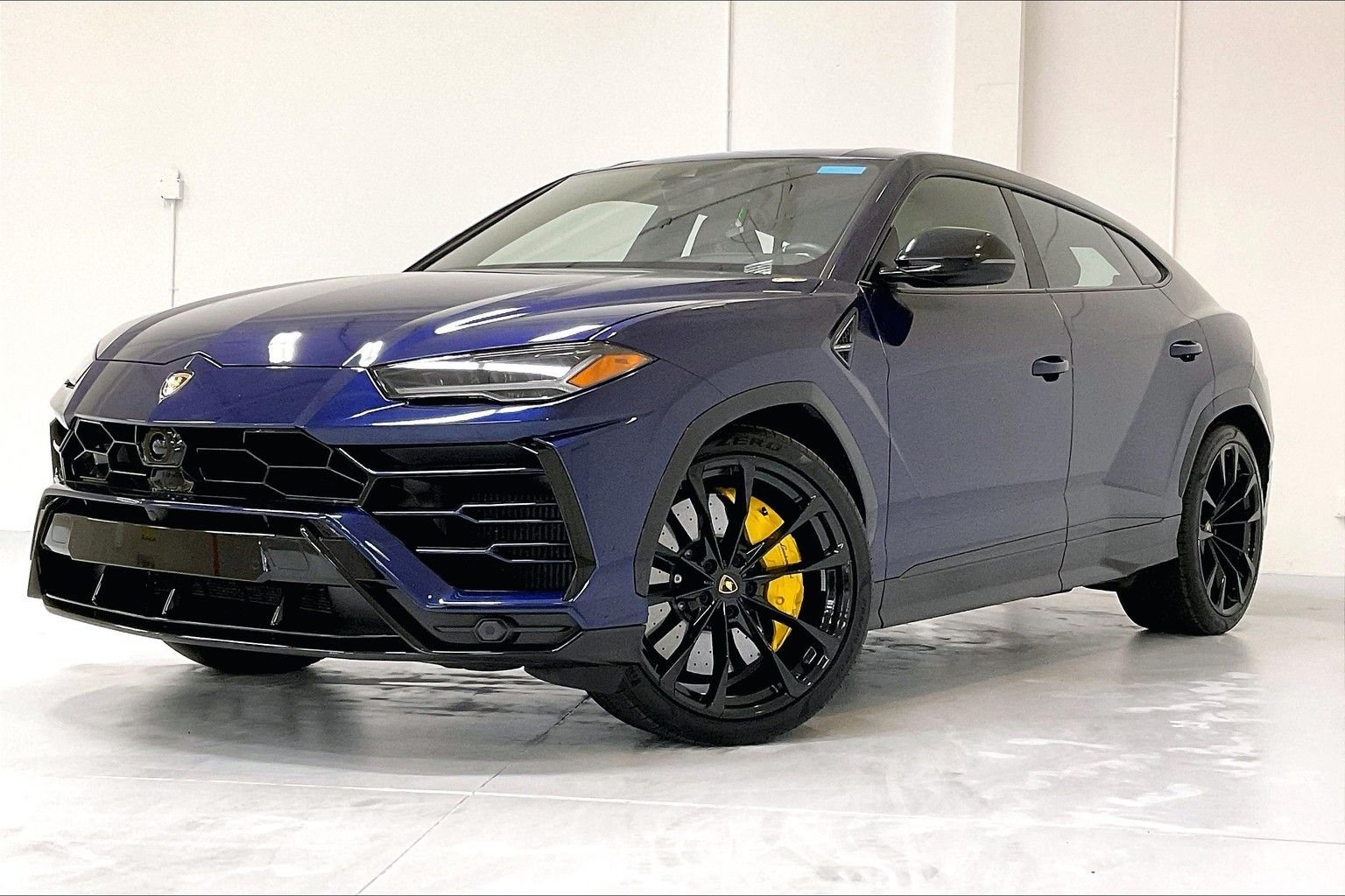 used 2021 Lamborghini Urus car, priced at $219,991