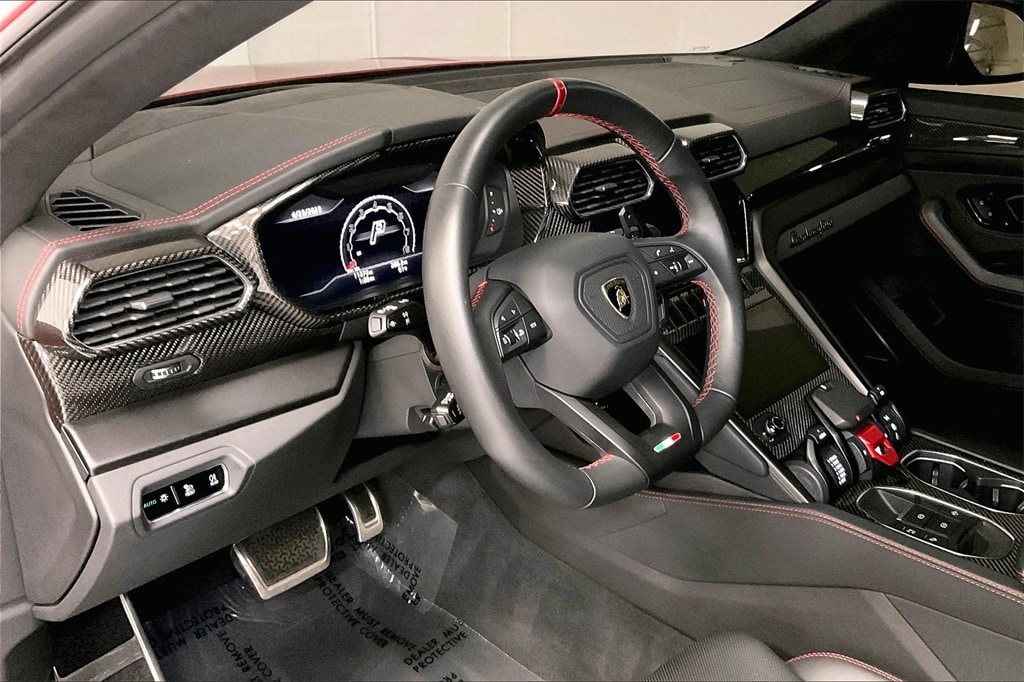 used 2023 Lamborghini Urus car, priced at $254,991