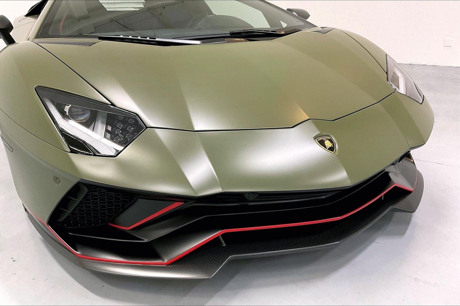 used 2022 Lamborghini Aventador Ultimae car, priced at $679,991