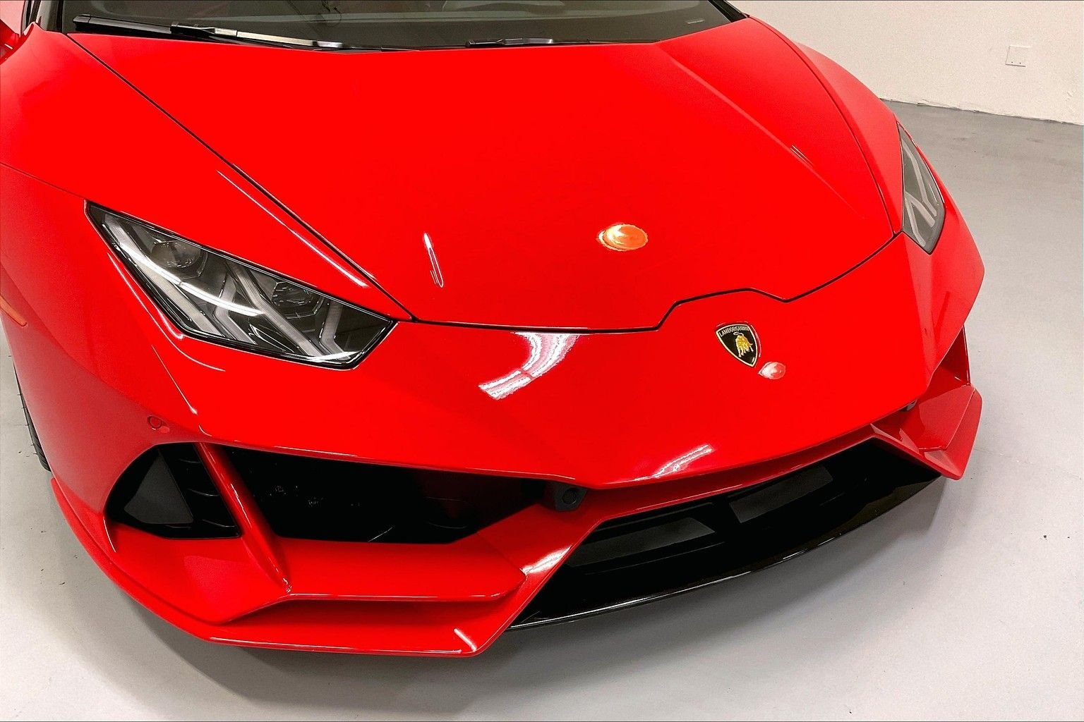 used 2023 Lamborghini Huracan EVO Spyder car, priced at $329,991