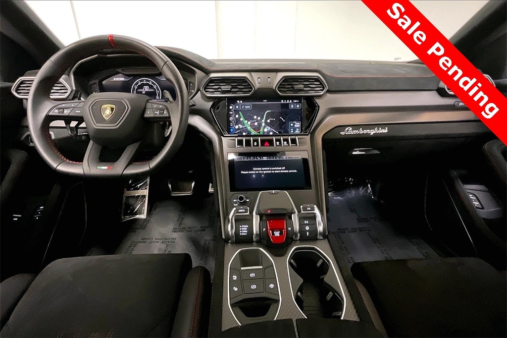 used 2023 Lamborghini Urus car, priced at $279,991