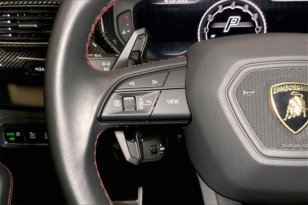 used 2023 Lamborghini Urus car, priced at $254,991