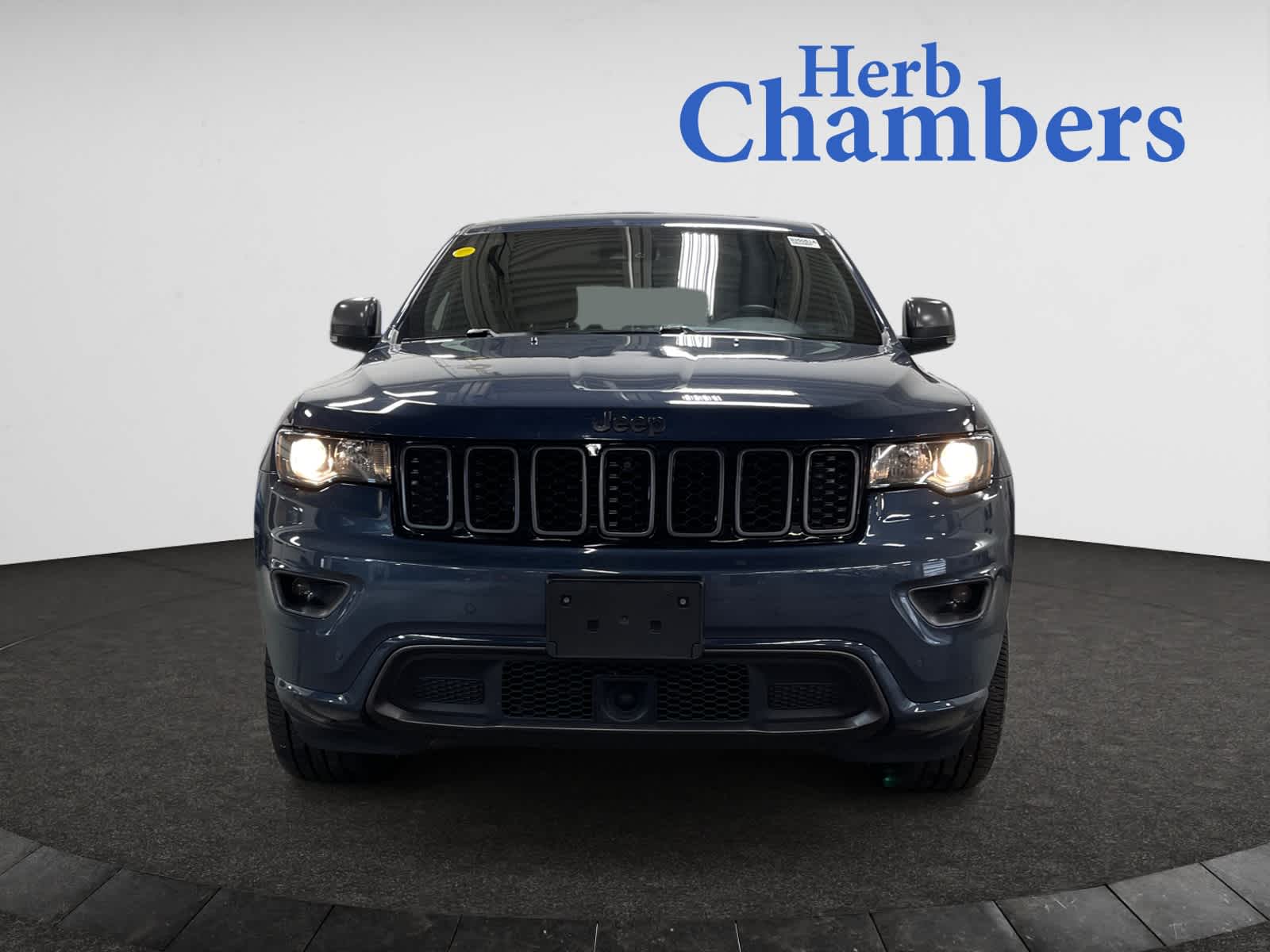 used 2021 Jeep Grand Cherokee car, priced at $29,498