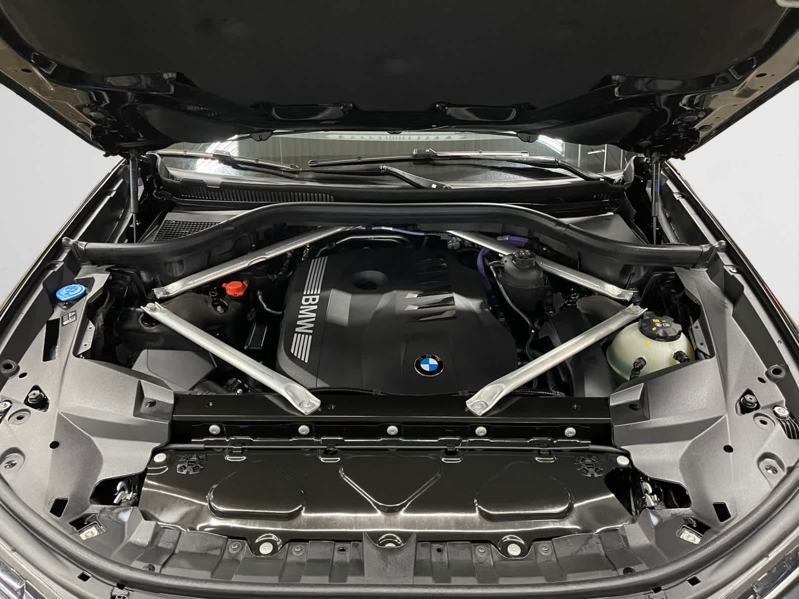 used 2025 BMW X7 car, priced at $90,998