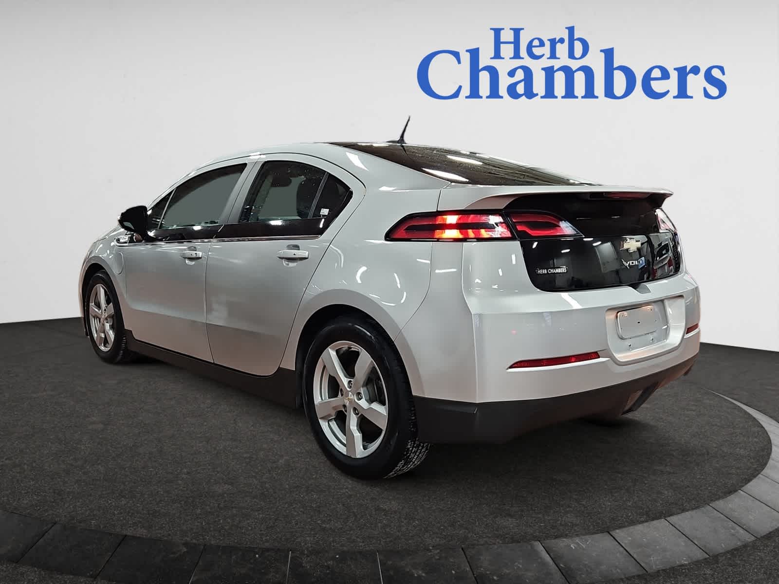 used 2012 Chevrolet Volt car, priced at $6,998