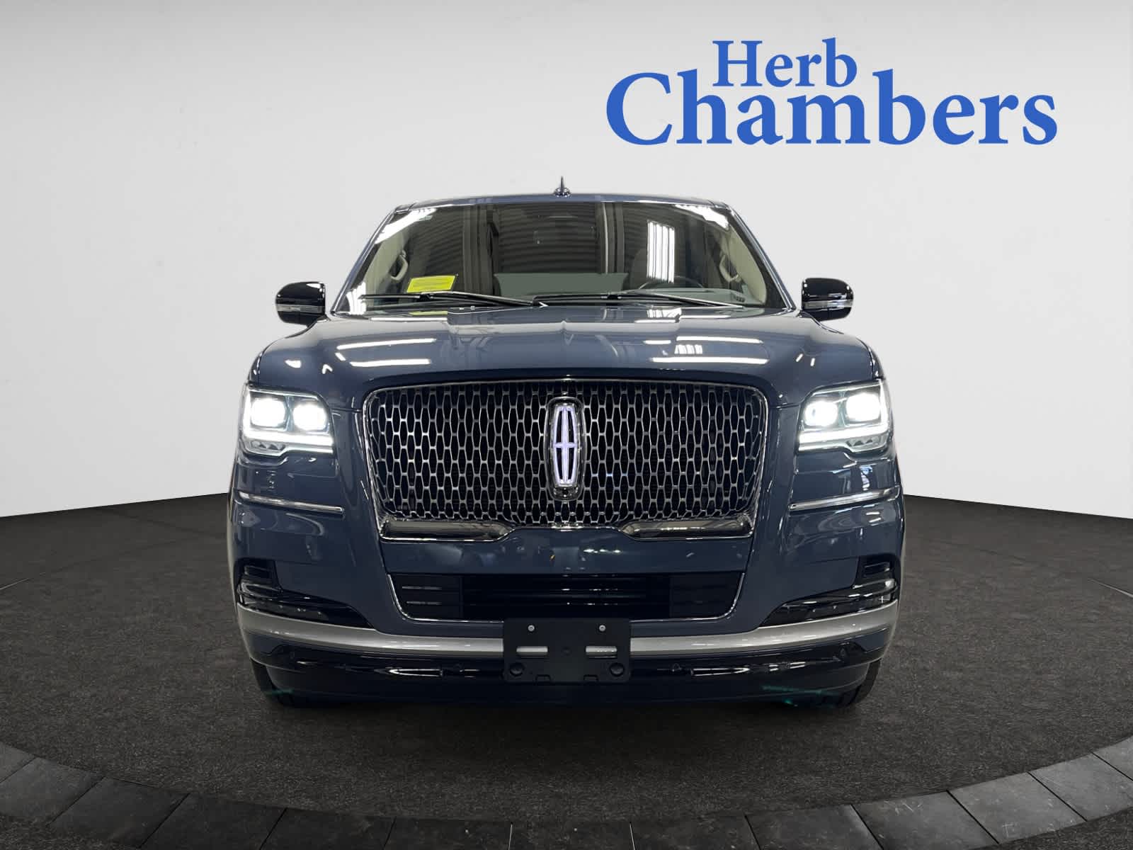 used 2023 Lincoln Navigator car, priced at $79,998