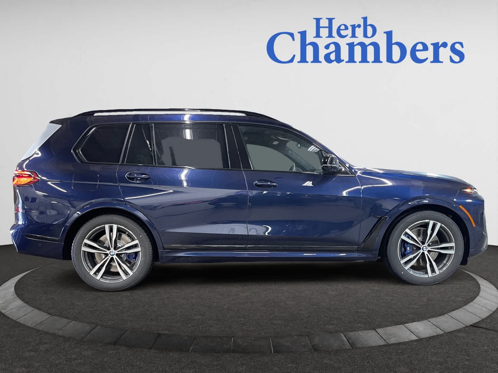 new 2026 BMW X7 car, priced at $125,630