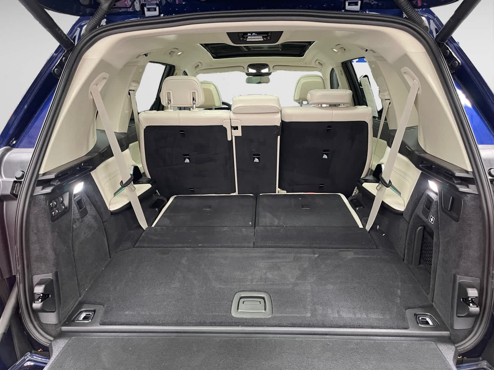 used 2025 BMW X7 car, priced at $87,998