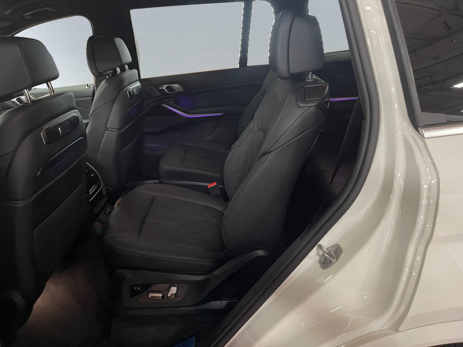 used 2025 BMW X7 car, priced at $85,998