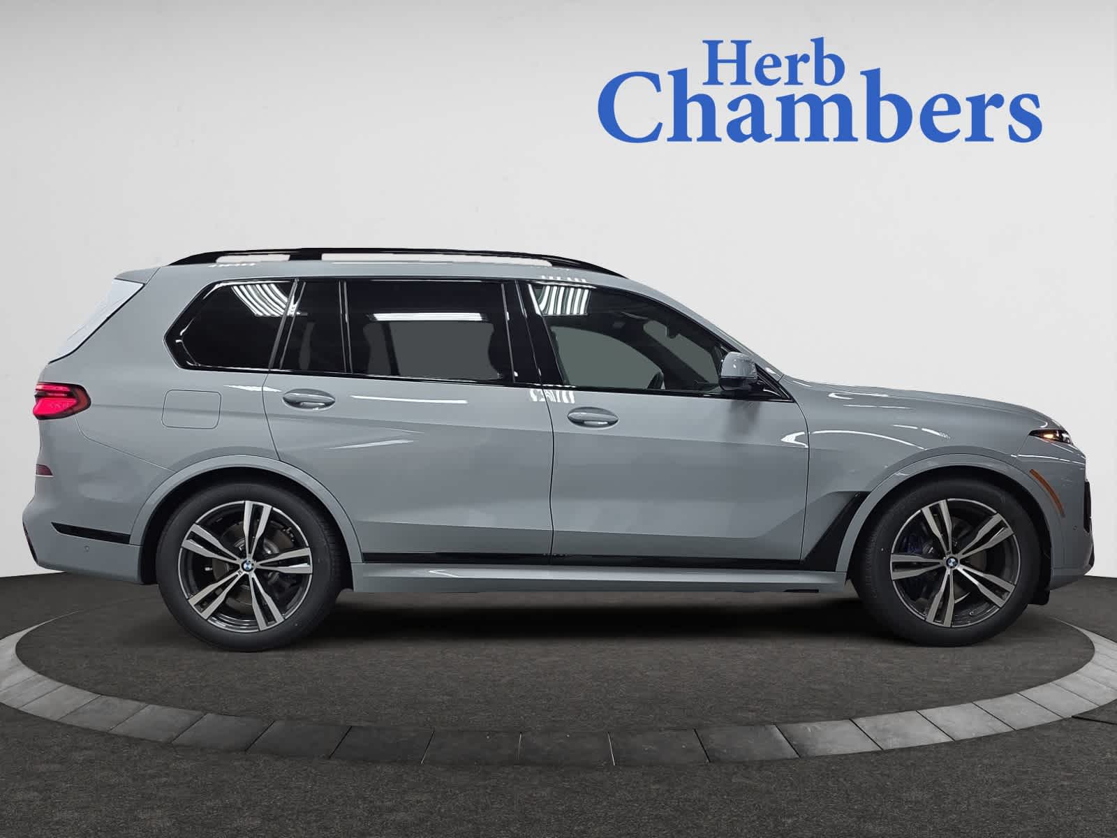 new 2026 BMW X7 car, priced at $97,265