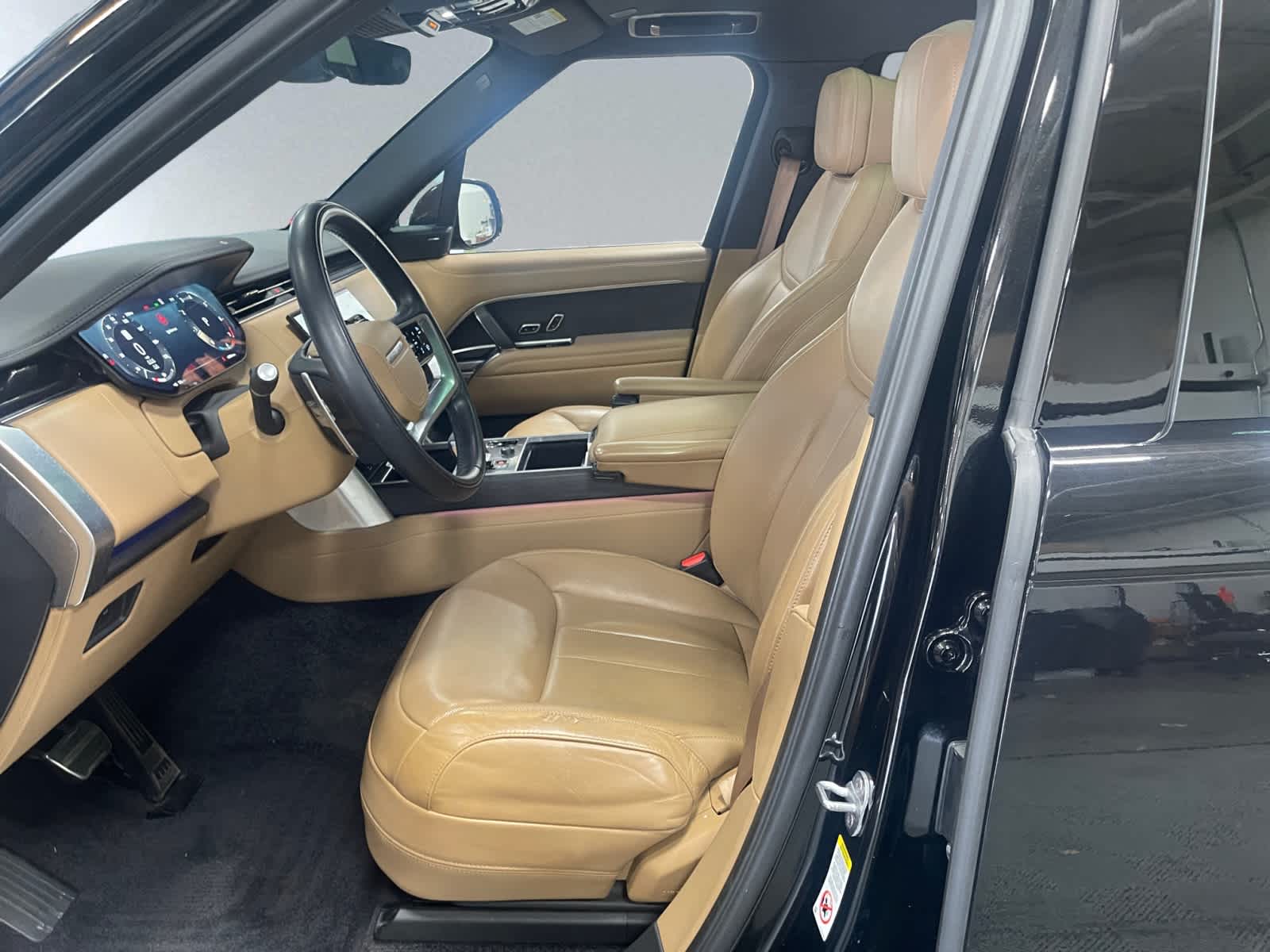 used 2023 Land Rover Range Rover car, priced at $92,498
