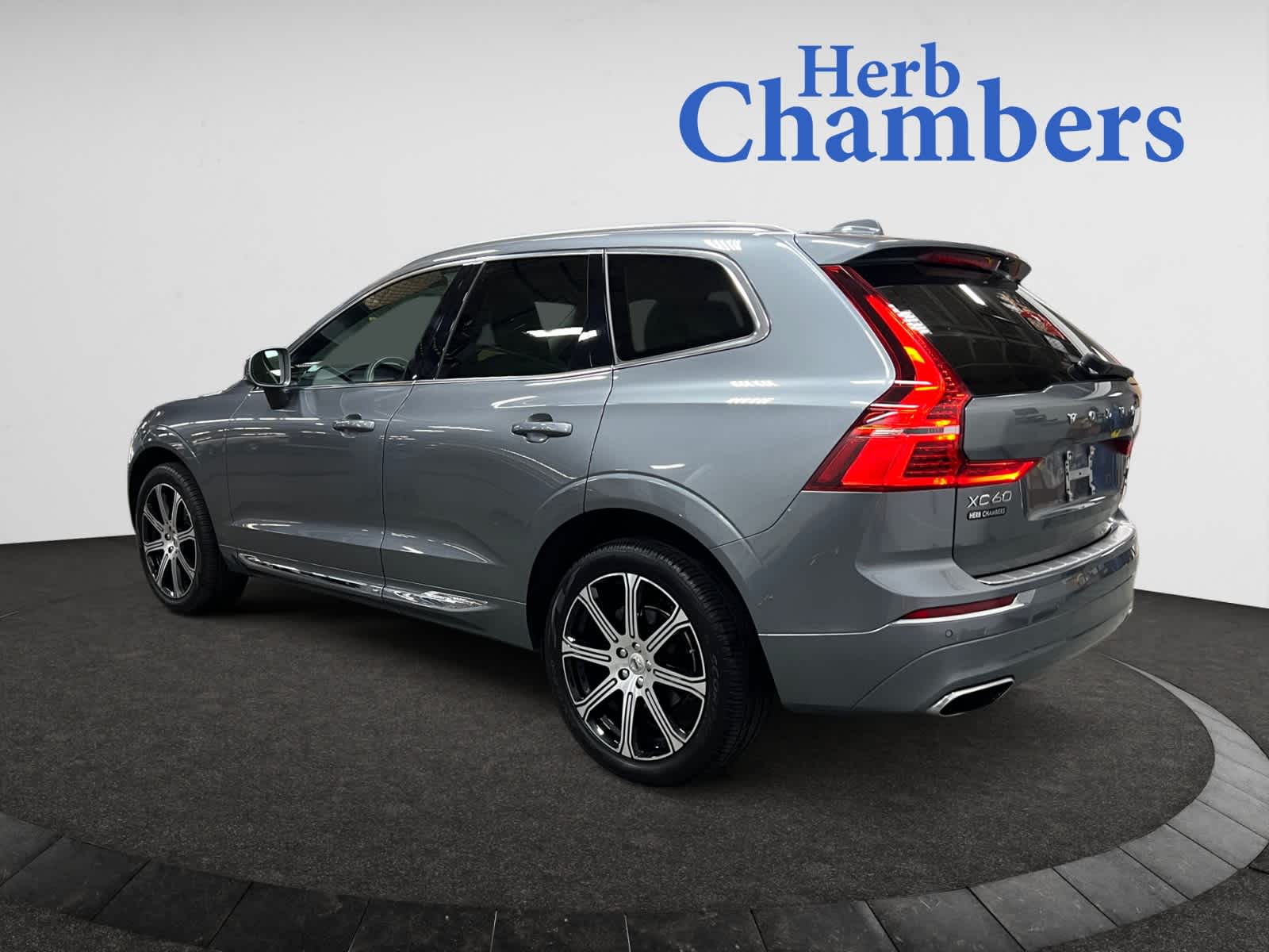 used 2020 Volvo XC60 car, priced at $27,998