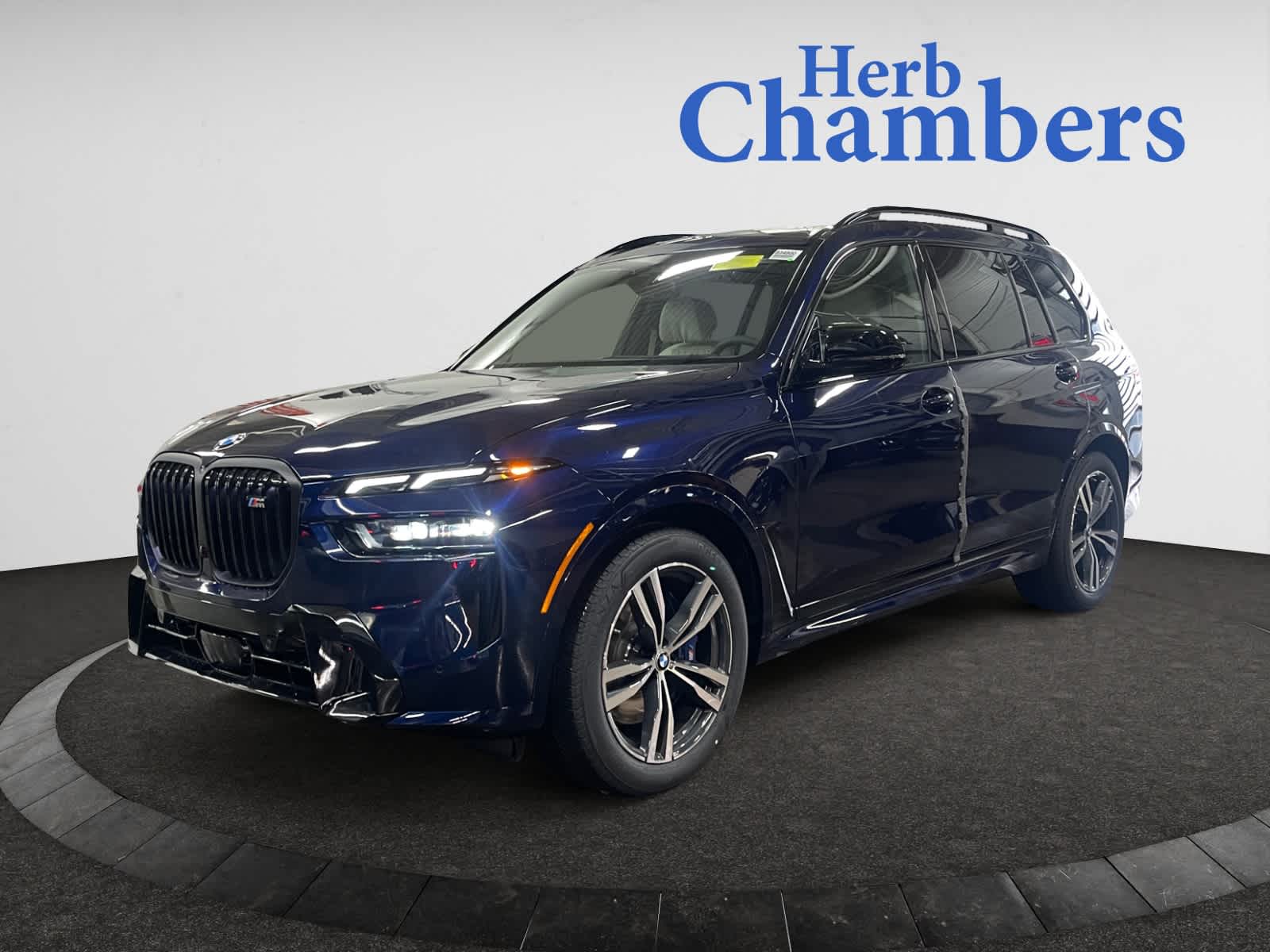 new 2025 BMW X7 car, priced at $127,530