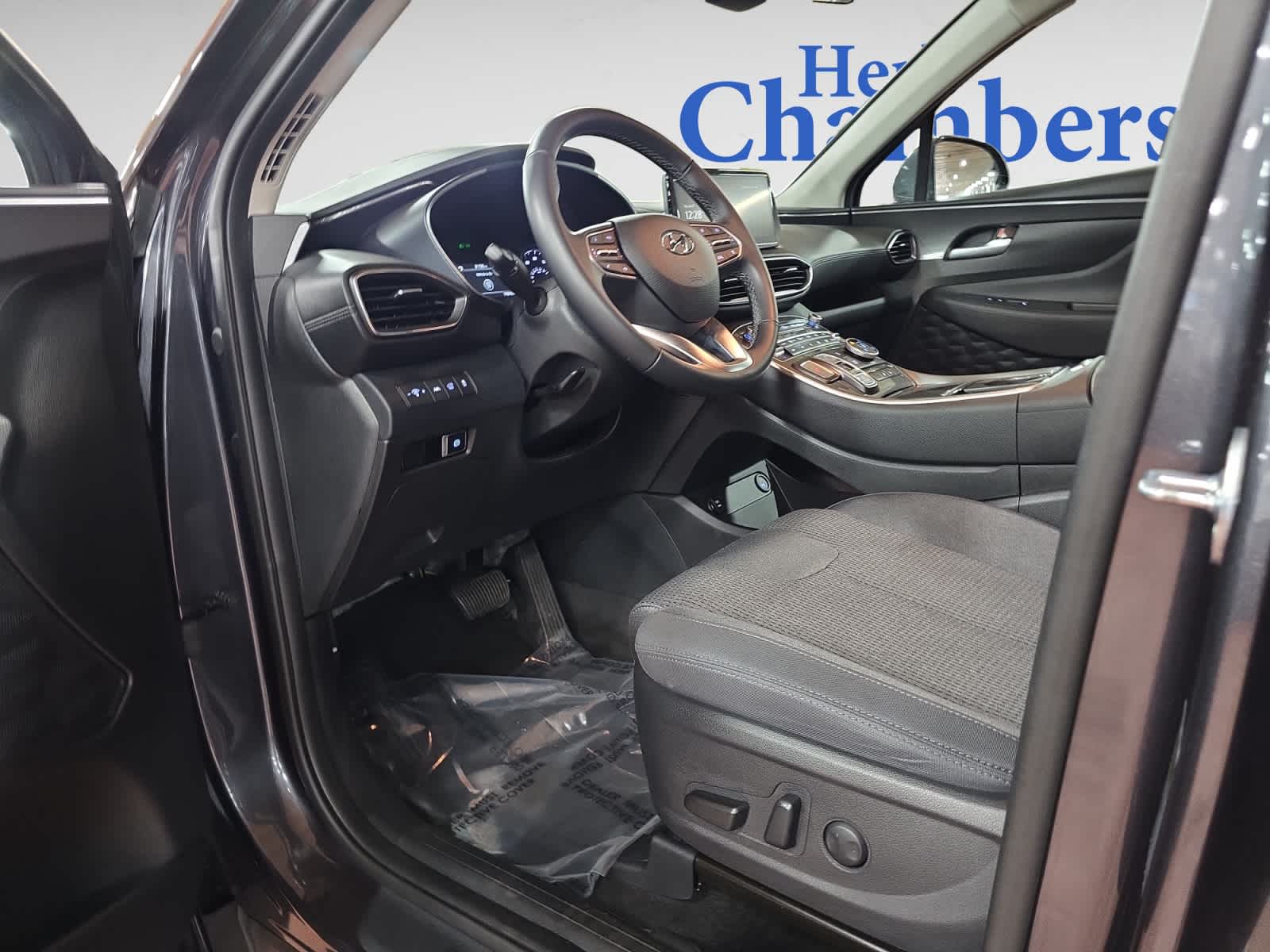 used 2023 Hyundai Santa Fe car, priced at $27,998