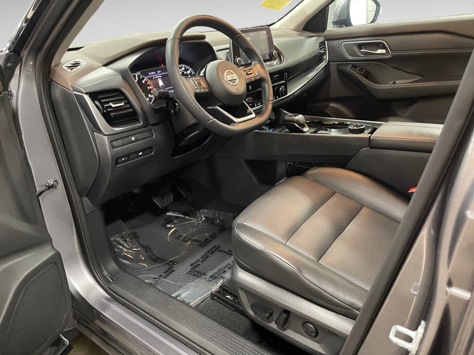 used 2021 Nissan Rogue car, priced at $24,998