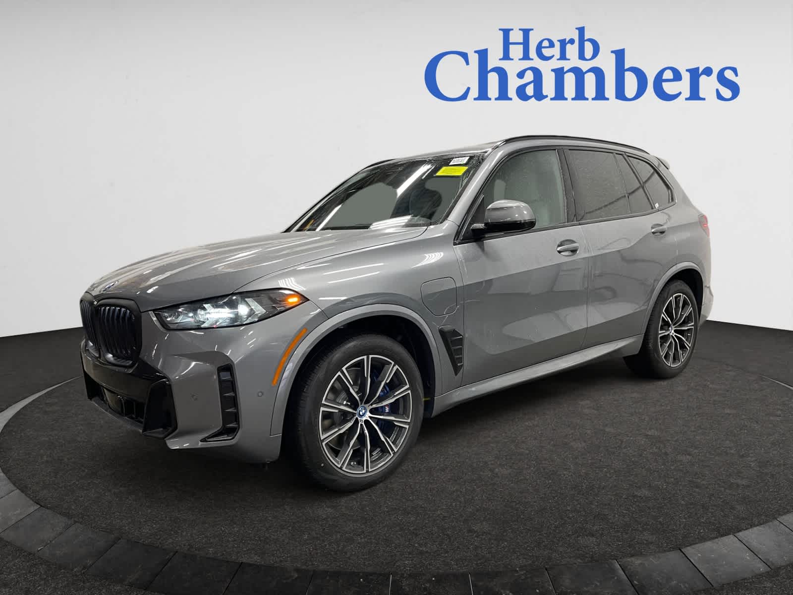 new 2025 BMW X5 PHEV car, priced at $85,355