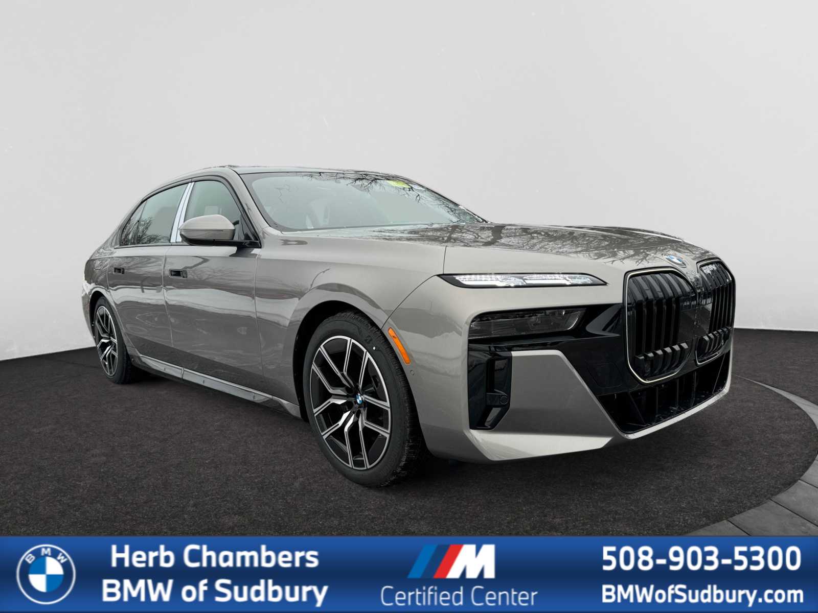 new 2024 BMW 760i car, priced at $131,370