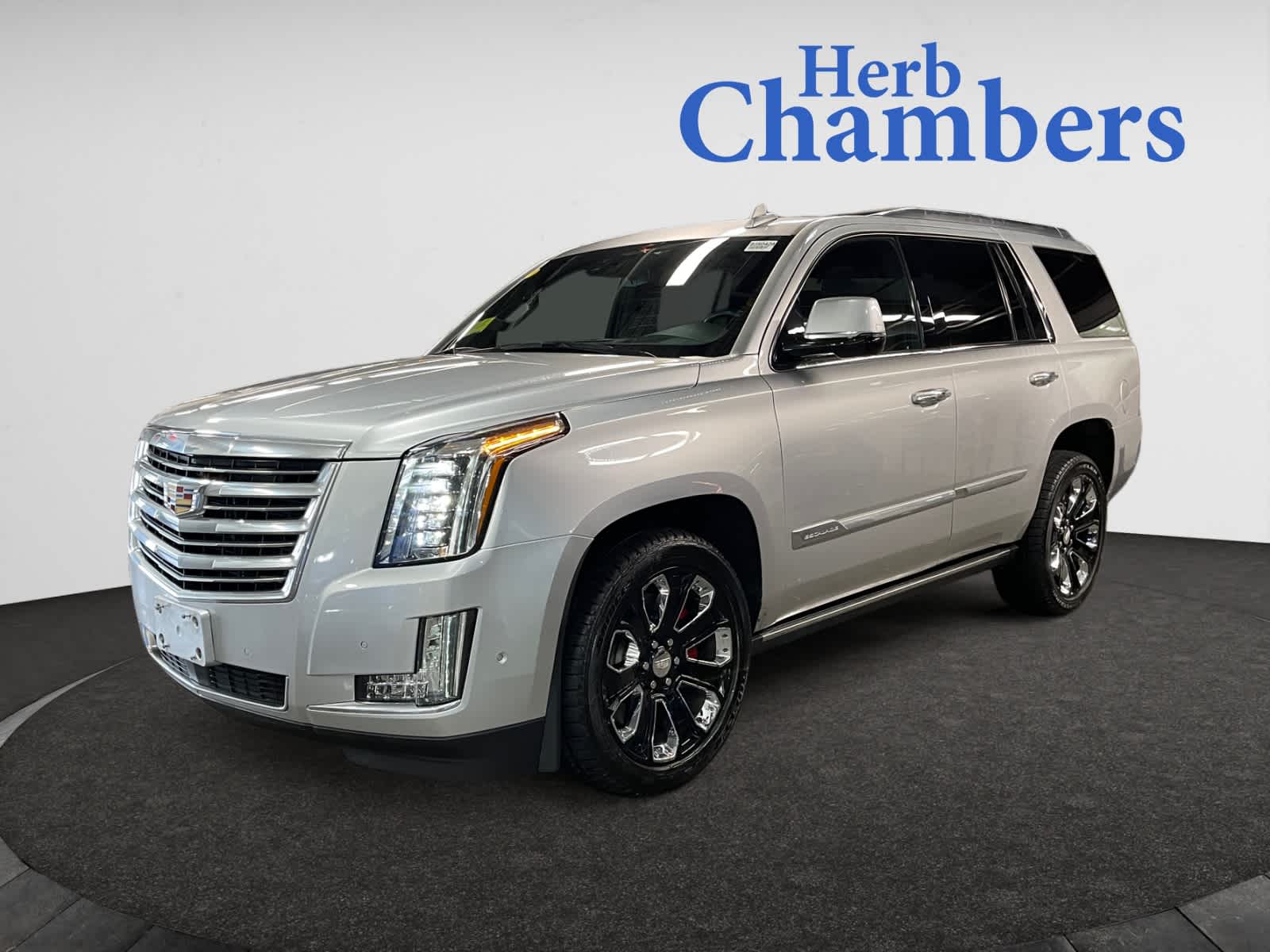 used 2020 Cadillac Escalade car, priced at $48,998