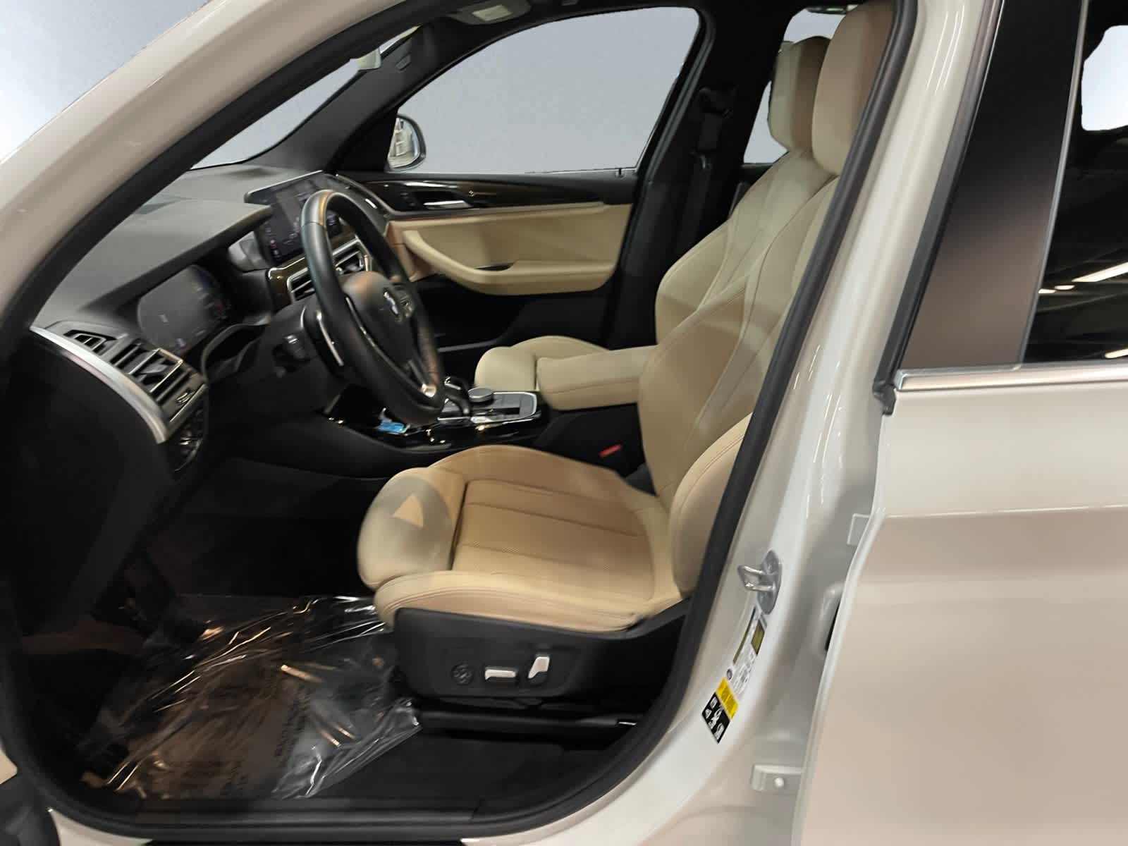 used 2023 BMW X3 car, priced at $40,998