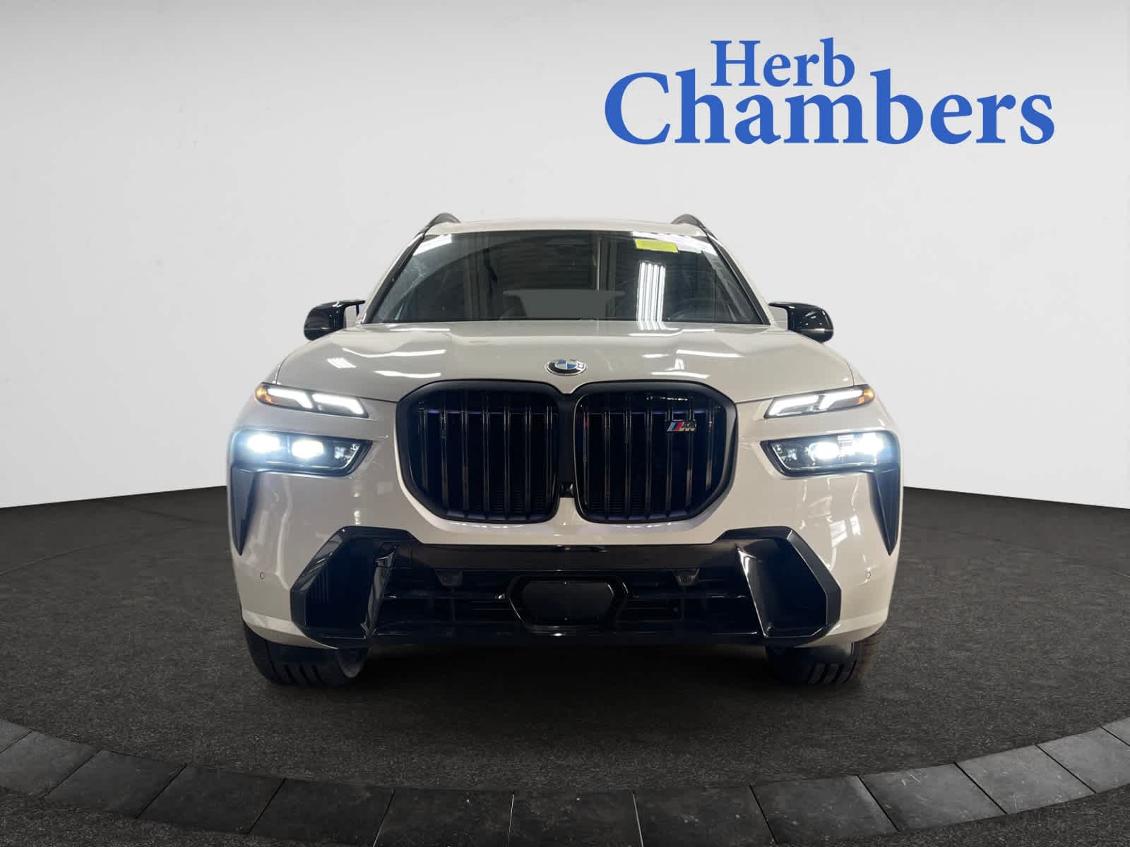 new 2025 BMW X7 car, priced at $123,805