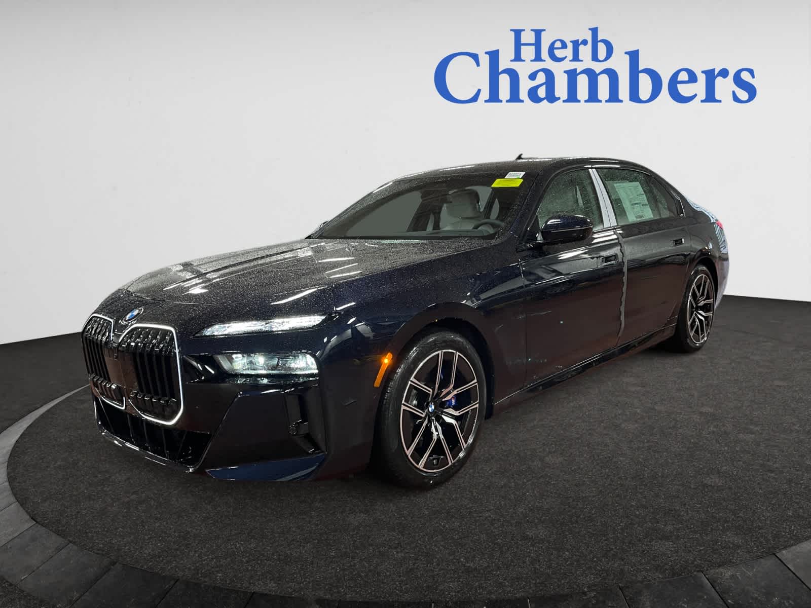 new 2025 BMW 760i car, priced at $136,270