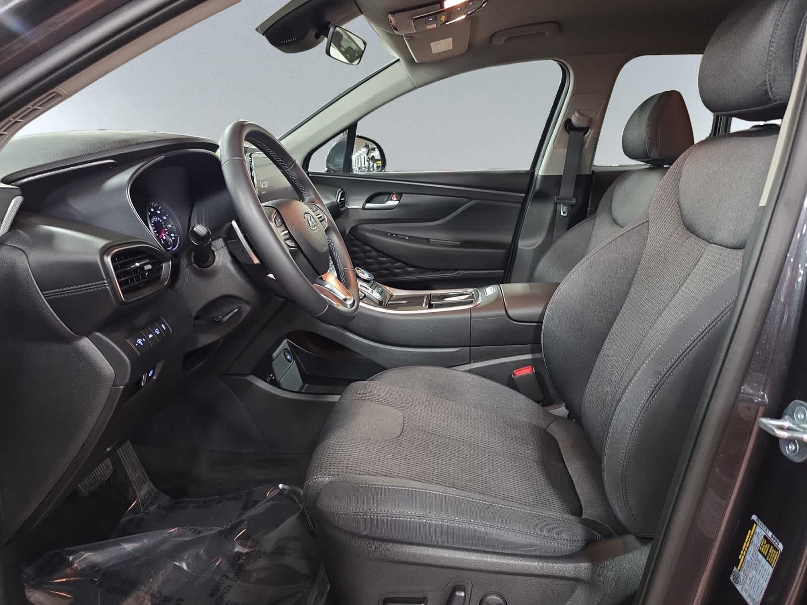 used 2023 Hyundai Santa Fe car, priced at $27,998