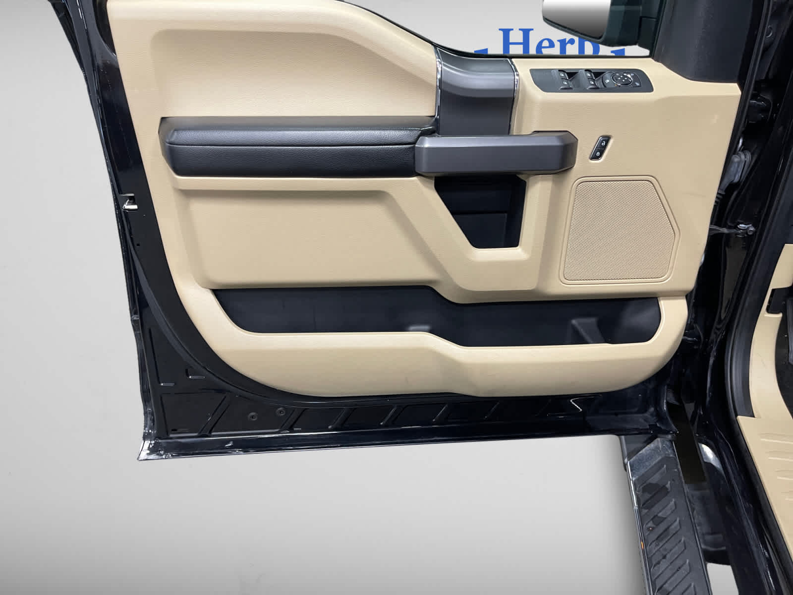 used 2019 Ford F-150 car, priced at $28,998