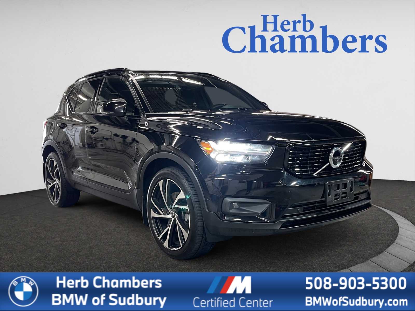 used 2022 Volvo XC40 car, priced at $23,998