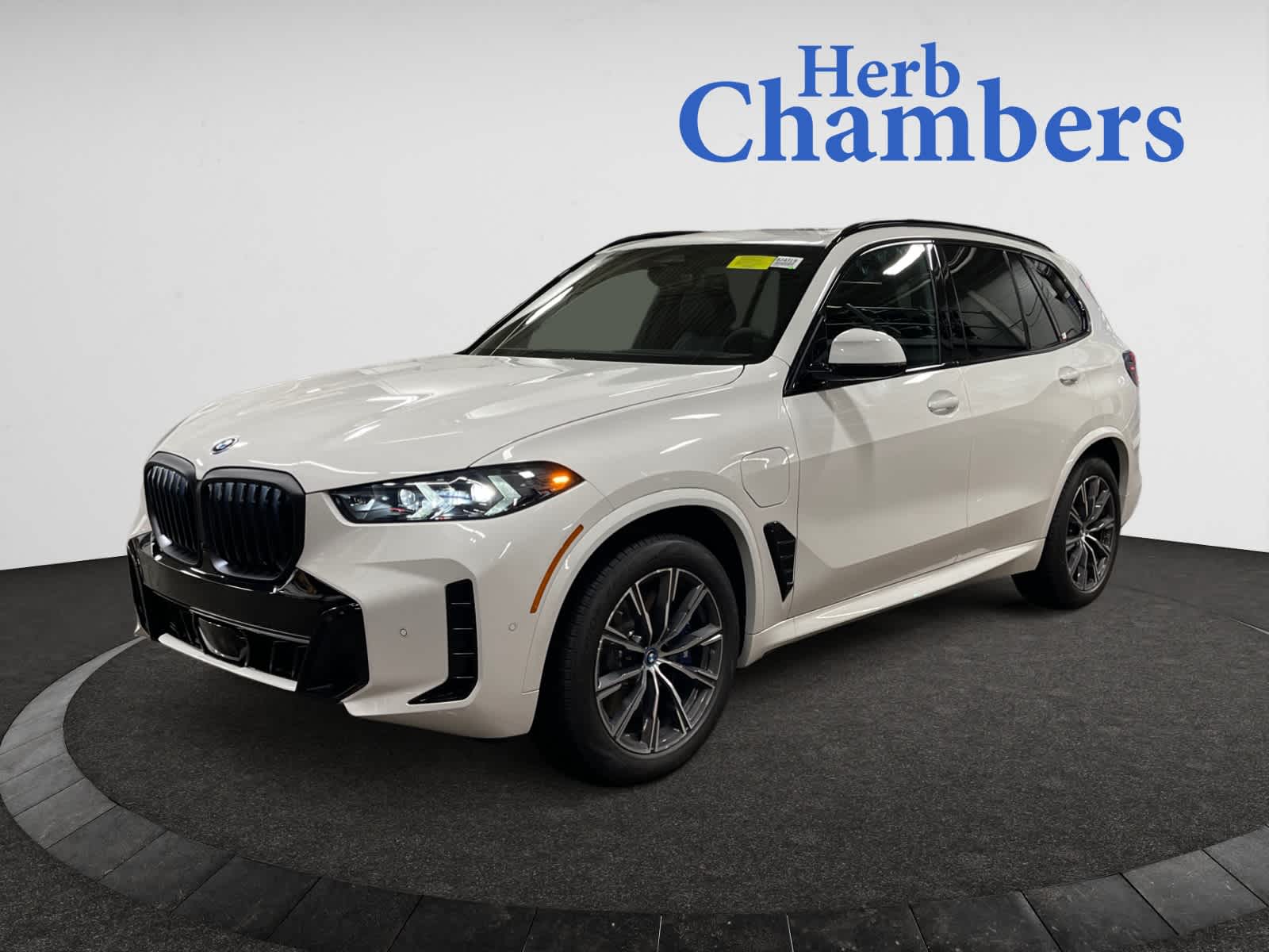 new 2025 BMW X5 PHEV car, priced at $82,985