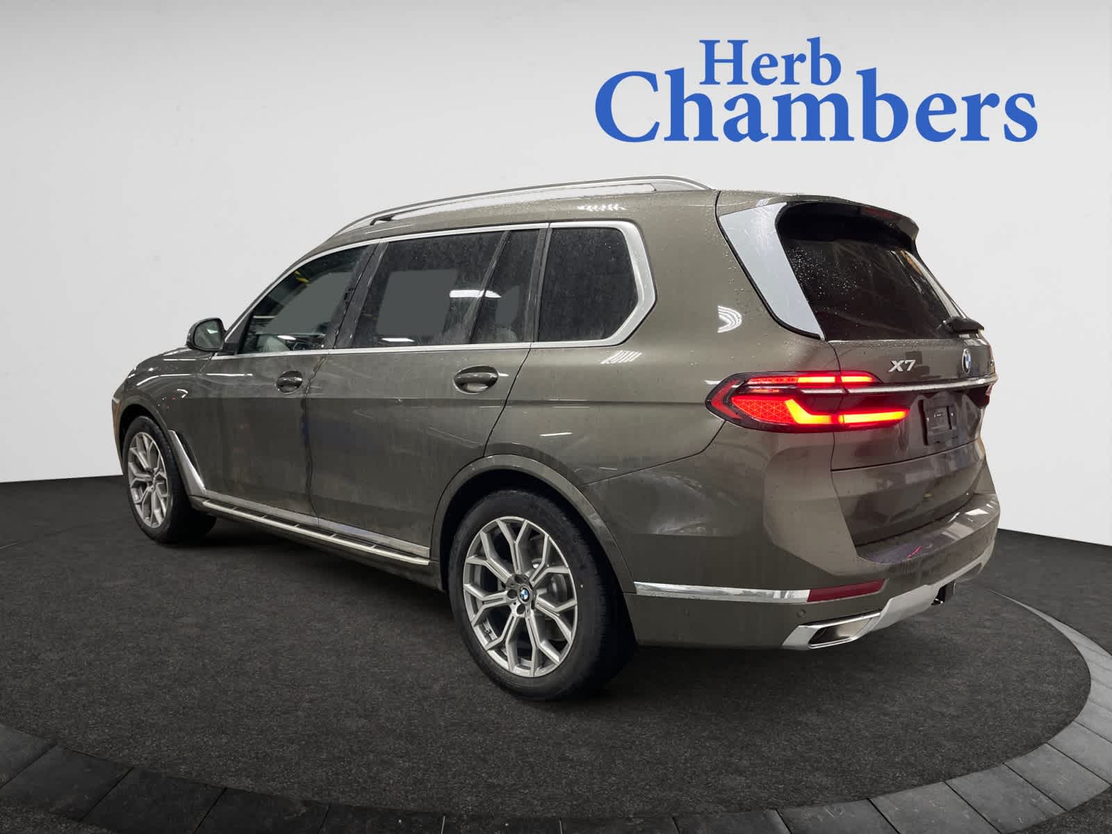 new 2025 BMW X7 car, priced at $96,805