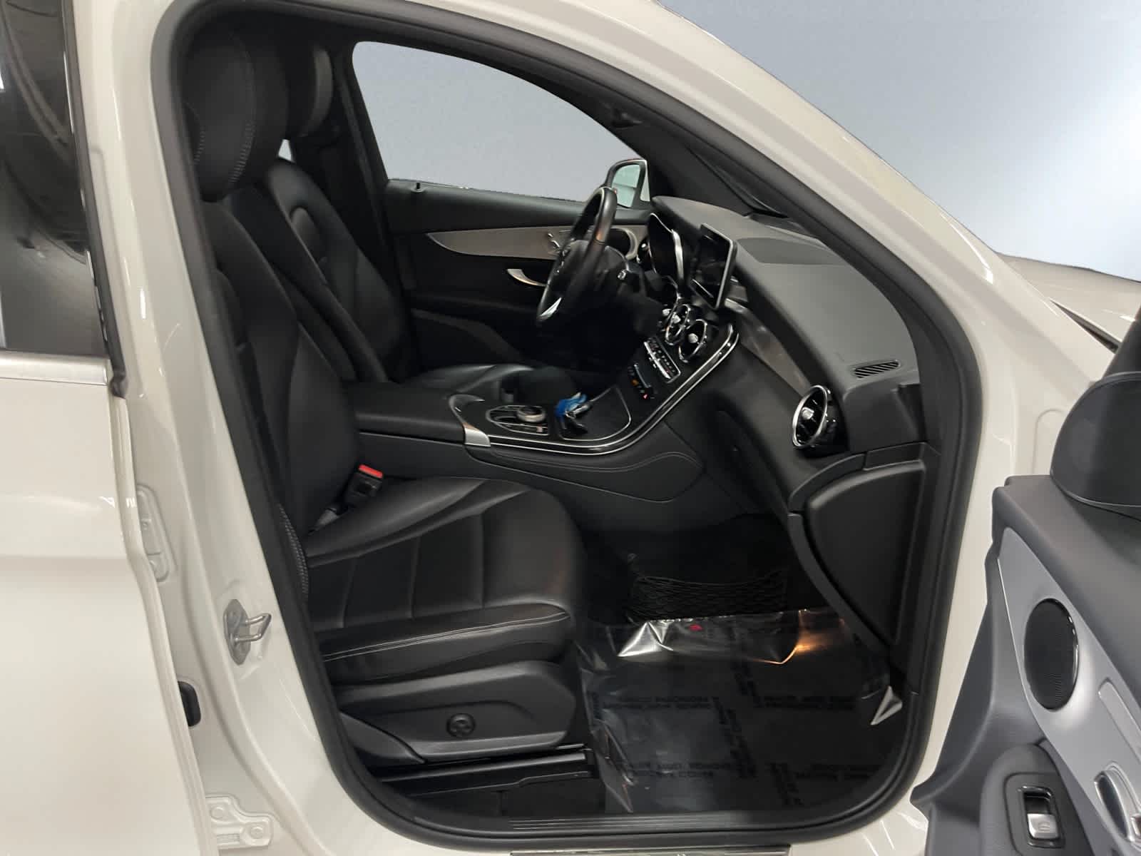 used 2019 Mercedes-Benz GLC 300 car, priced at $19,498