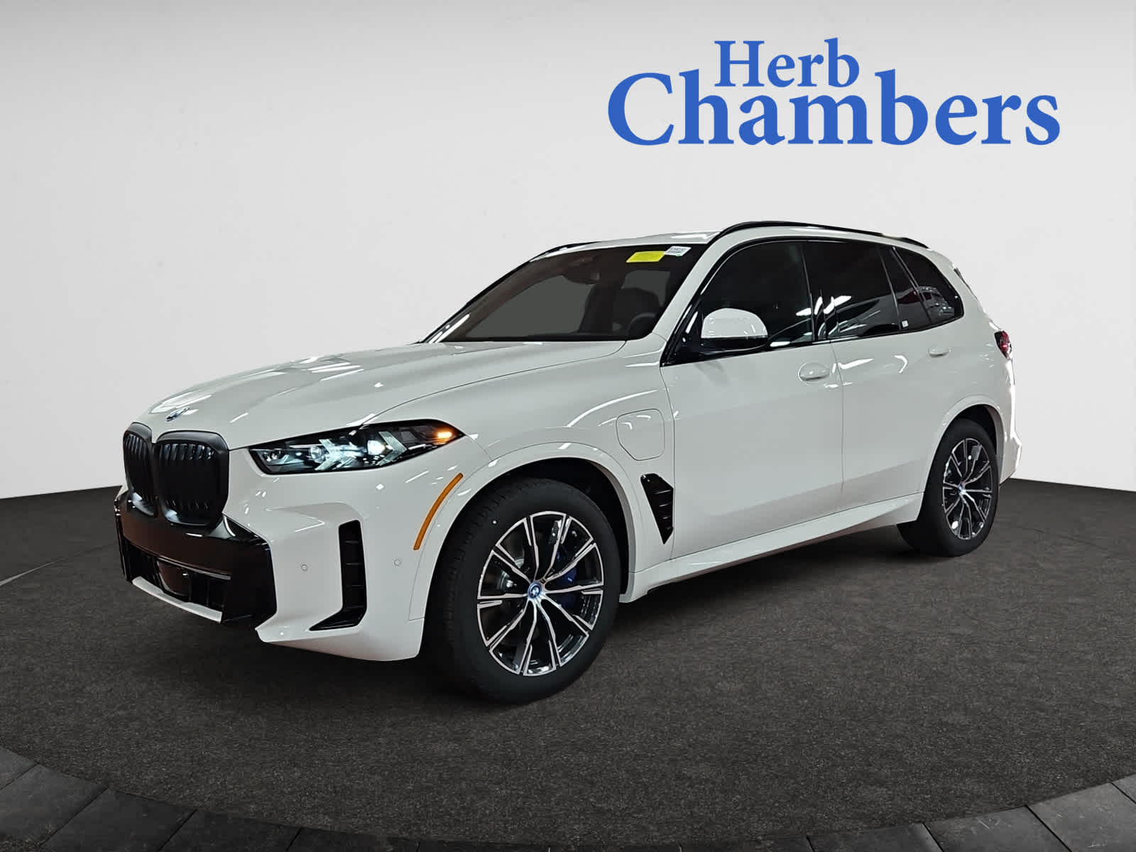 new 2025 BMW X5 PHEV car, priced at $85,485