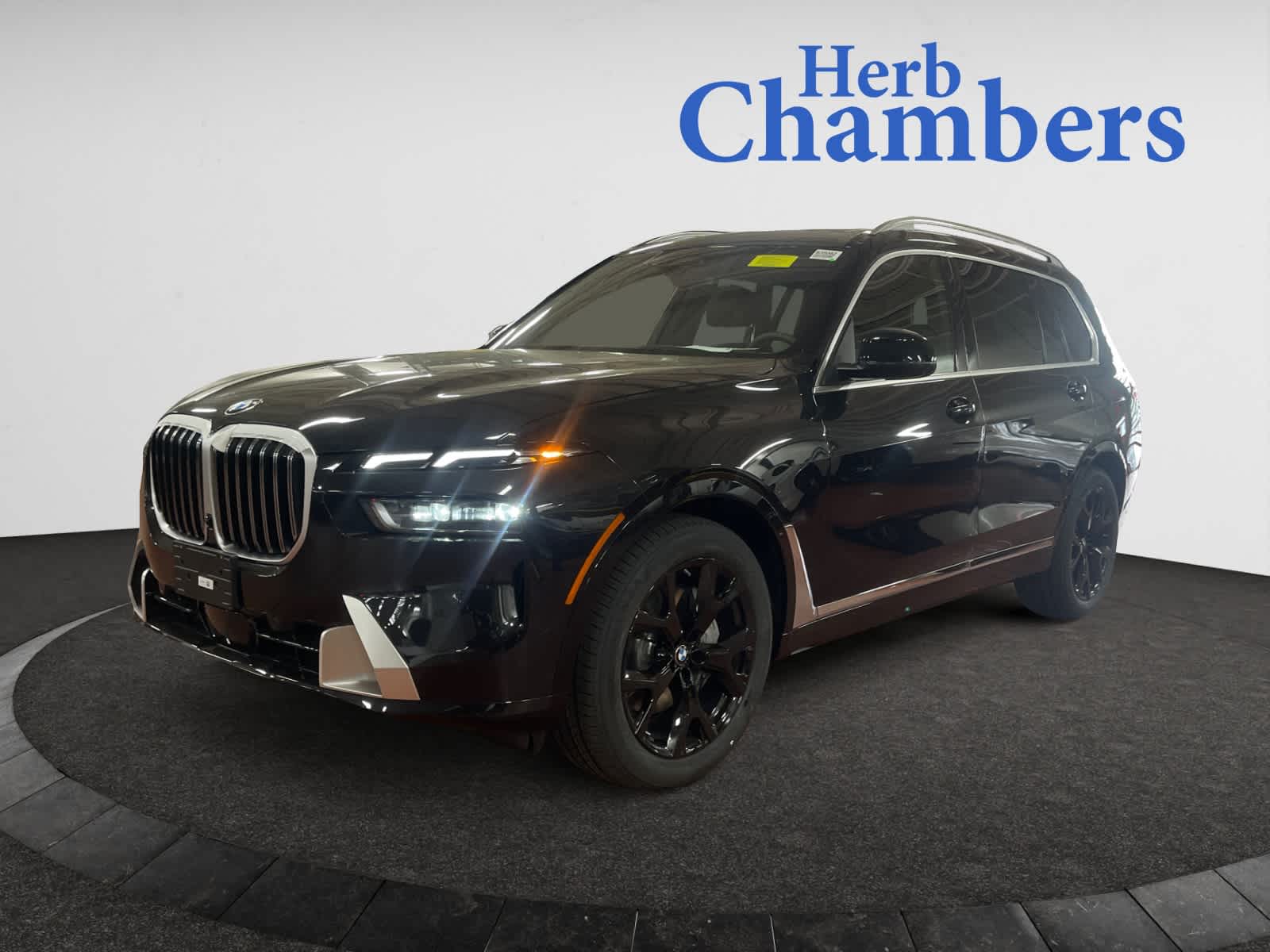 new 2026 BMW X7 car, priced at $97,680