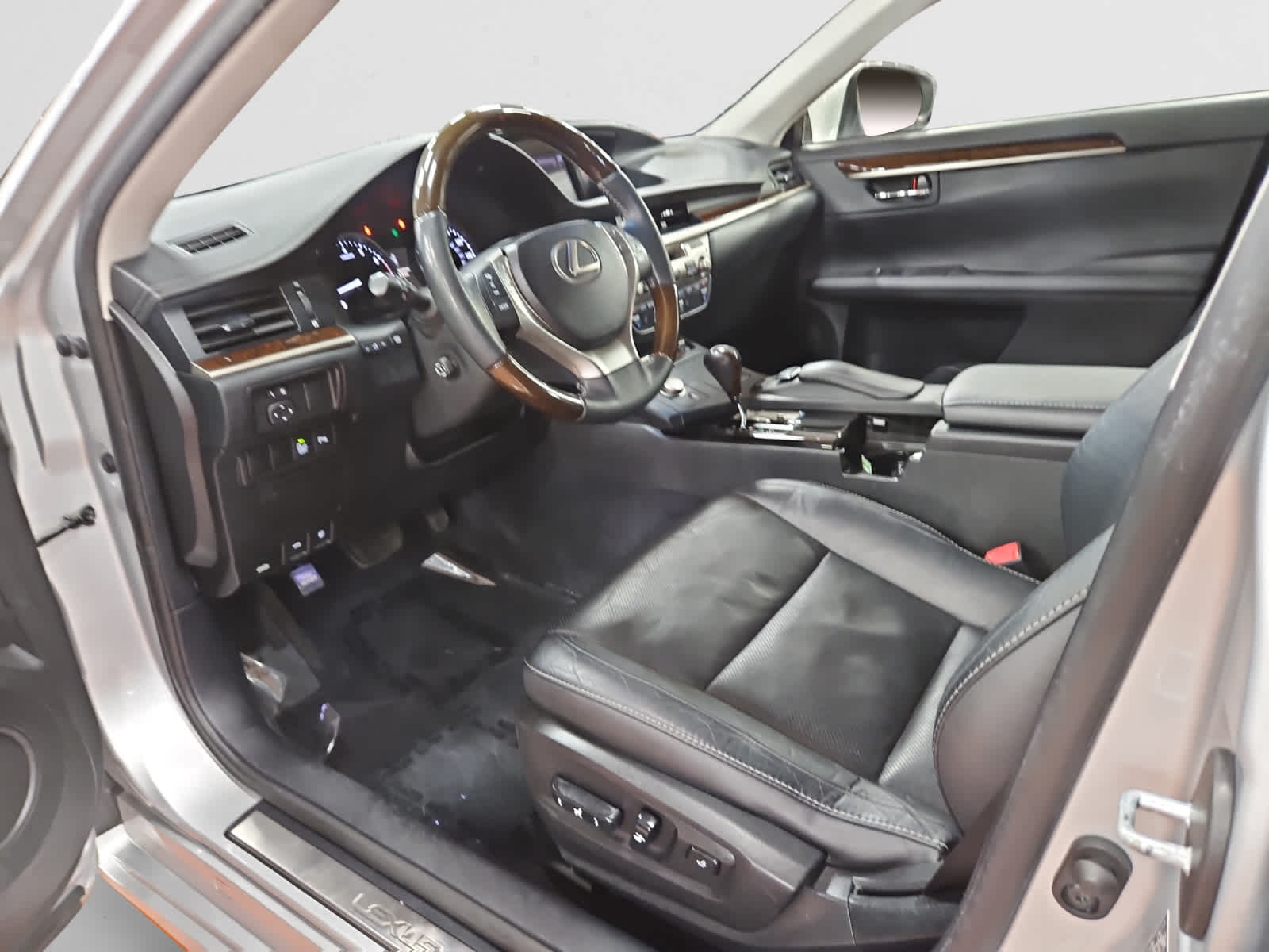 used 2013 Lexus ES 350 car, priced at $12,998
