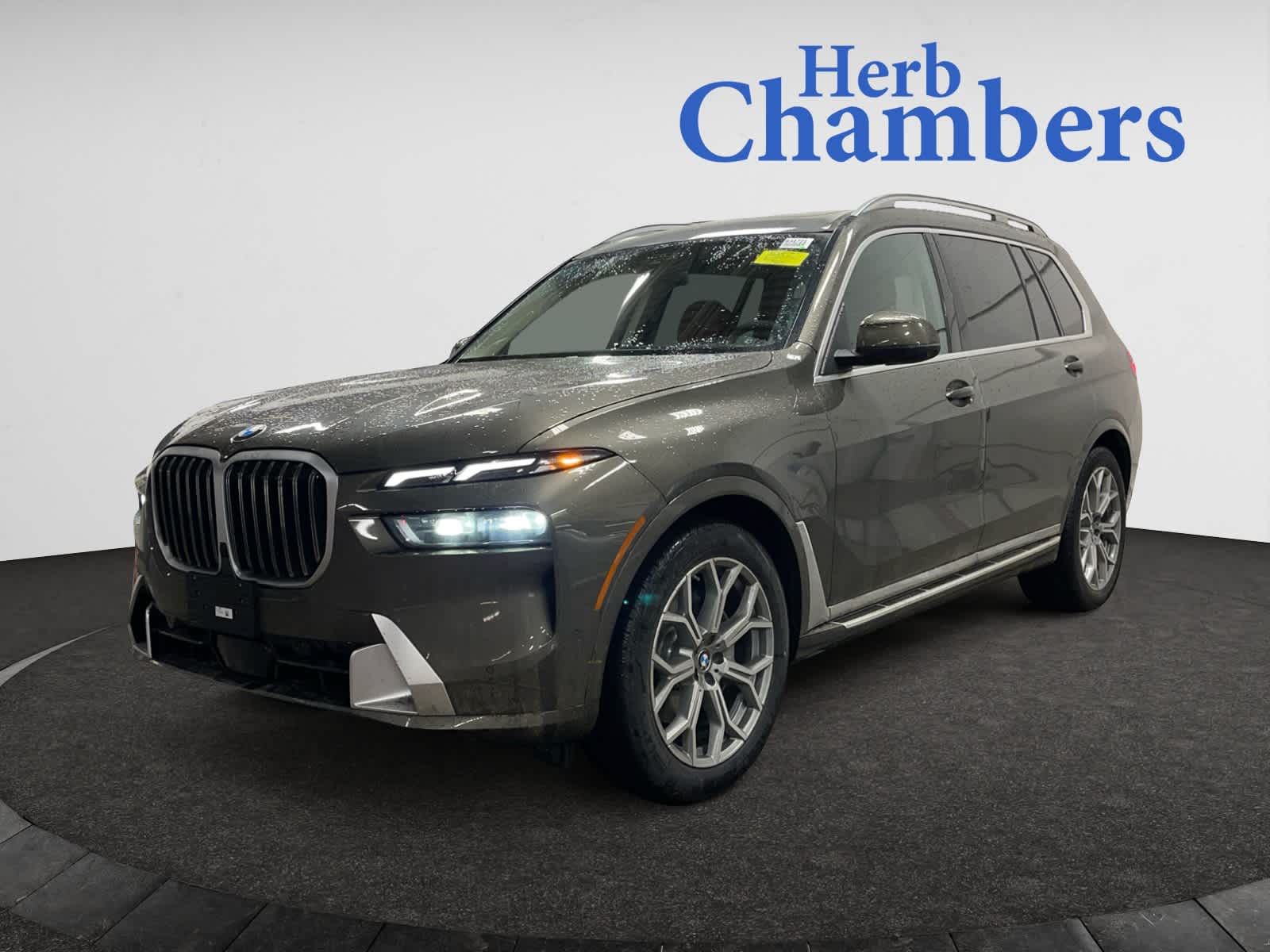 new 2025 BMW X7 car, priced at $96,805