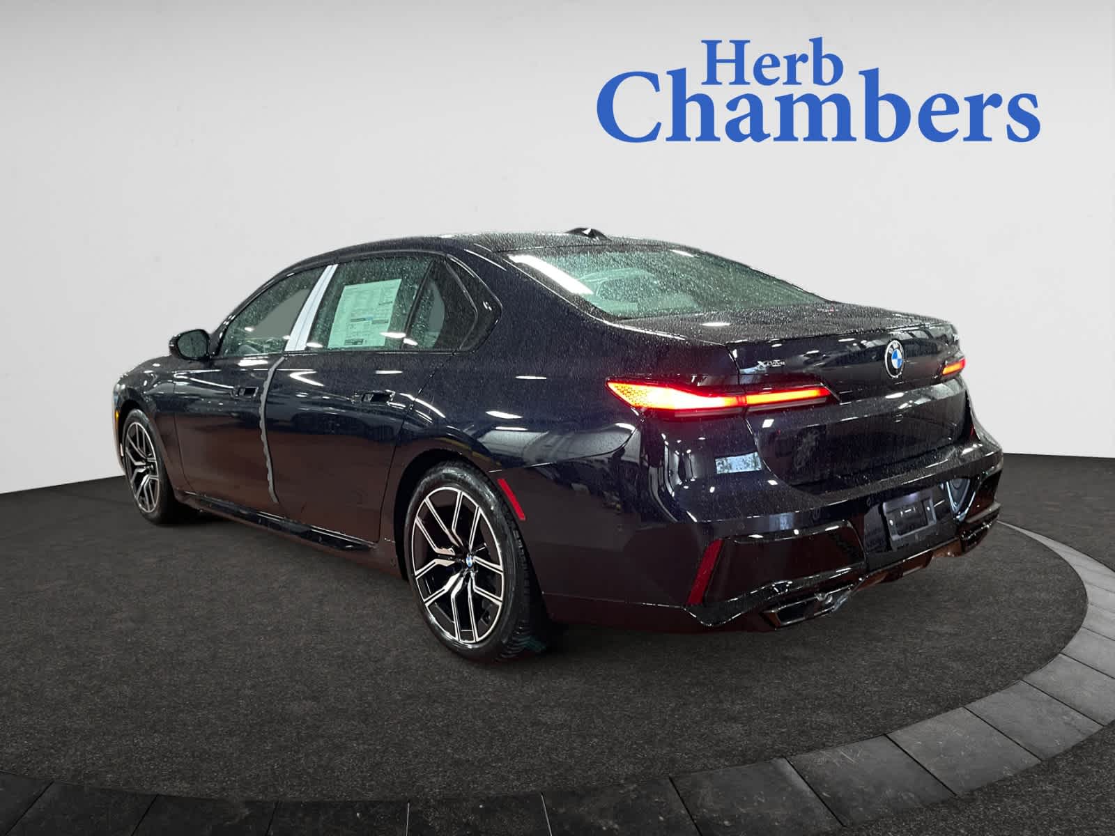 new 2025 BMW 760i car, priced at $136,270