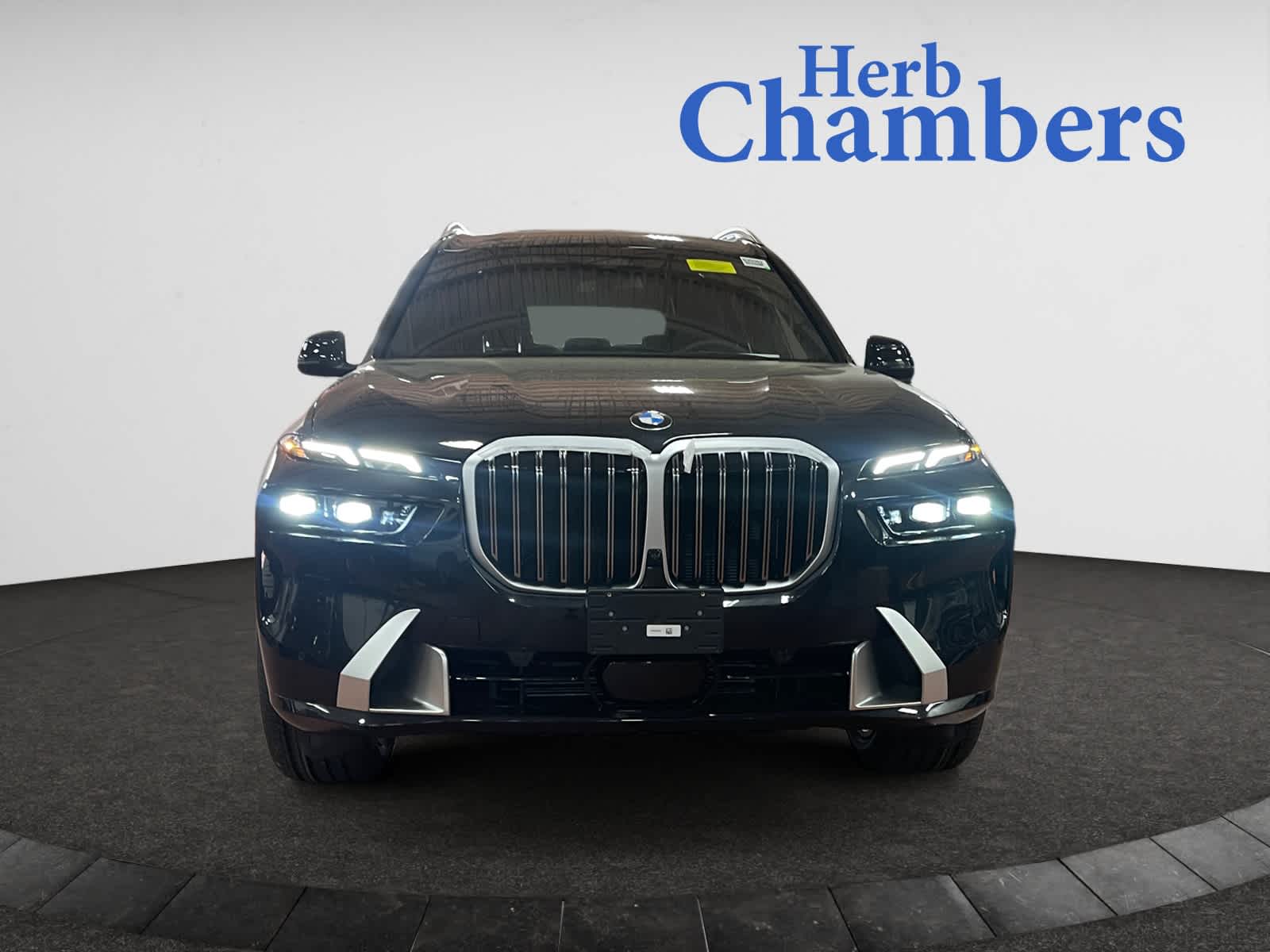 new 2026 BMW X7 car, priced at $97,680