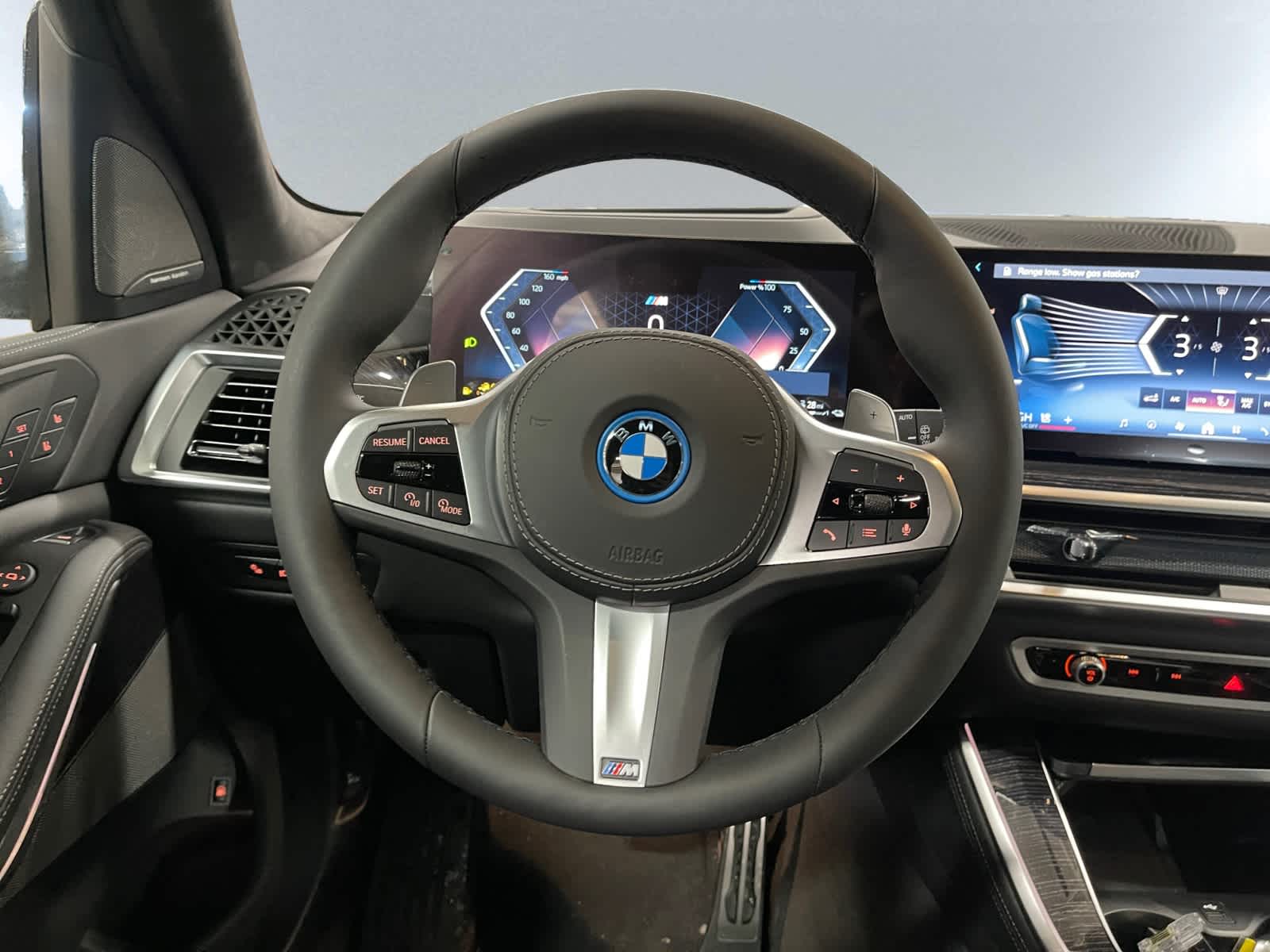 new 2025 BMW X5 PHEV car, priced at $92,205