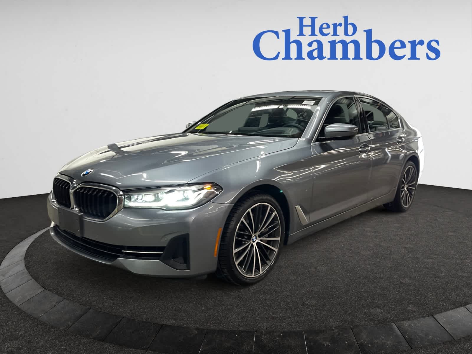 used 2022 BMW 540i car, priced at $43,498