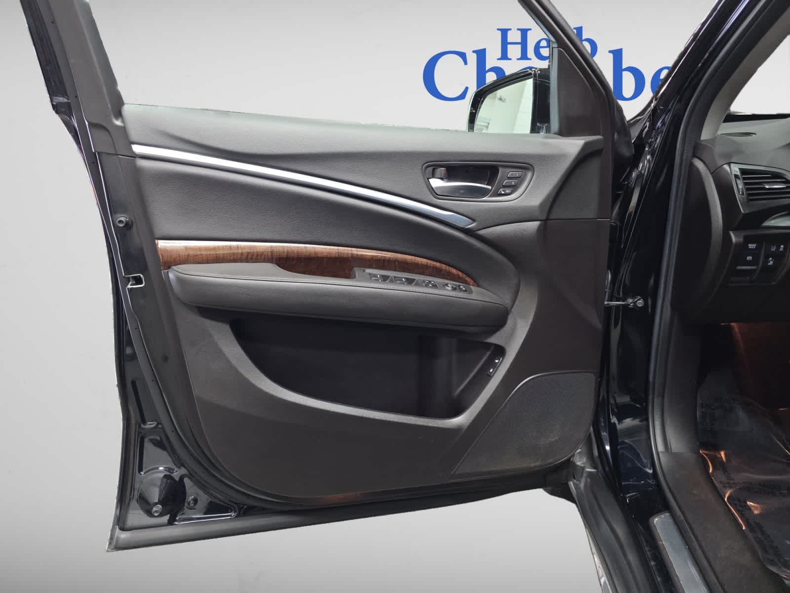 used 2020 Acura MDX car, priced at $31,498