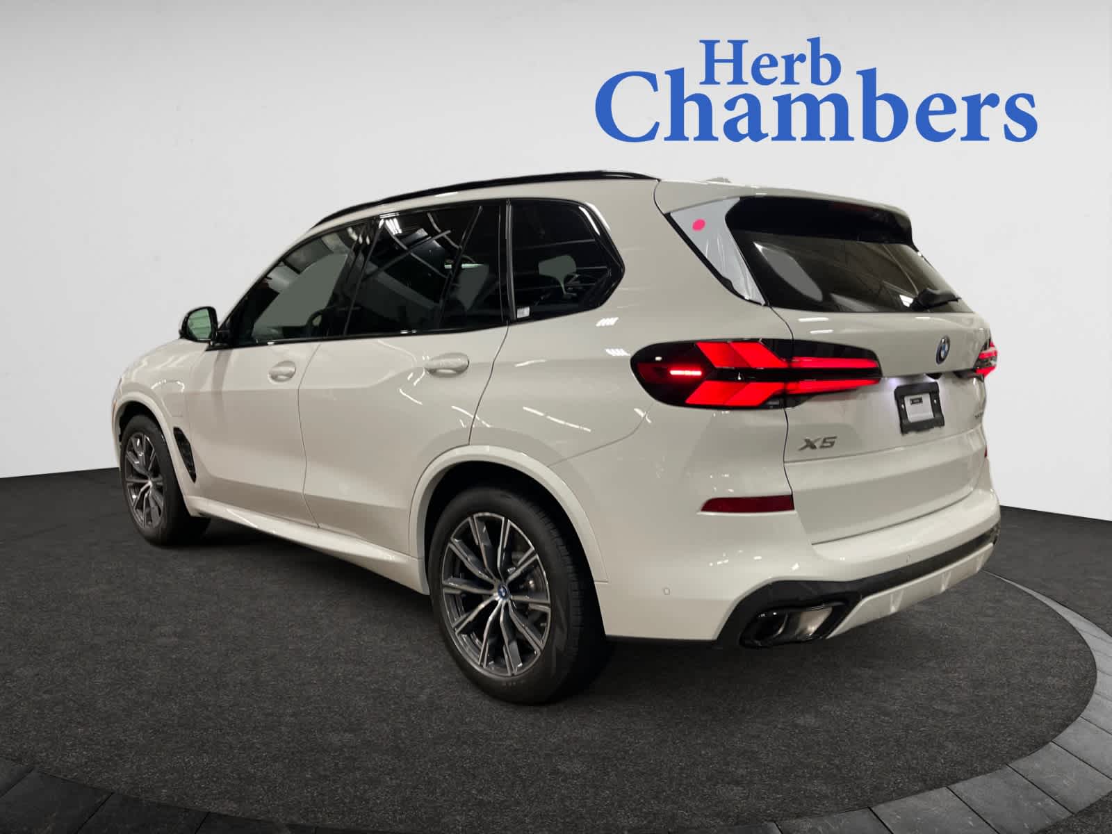 new 2025 BMW X5 PHEV car, priced at $82,985