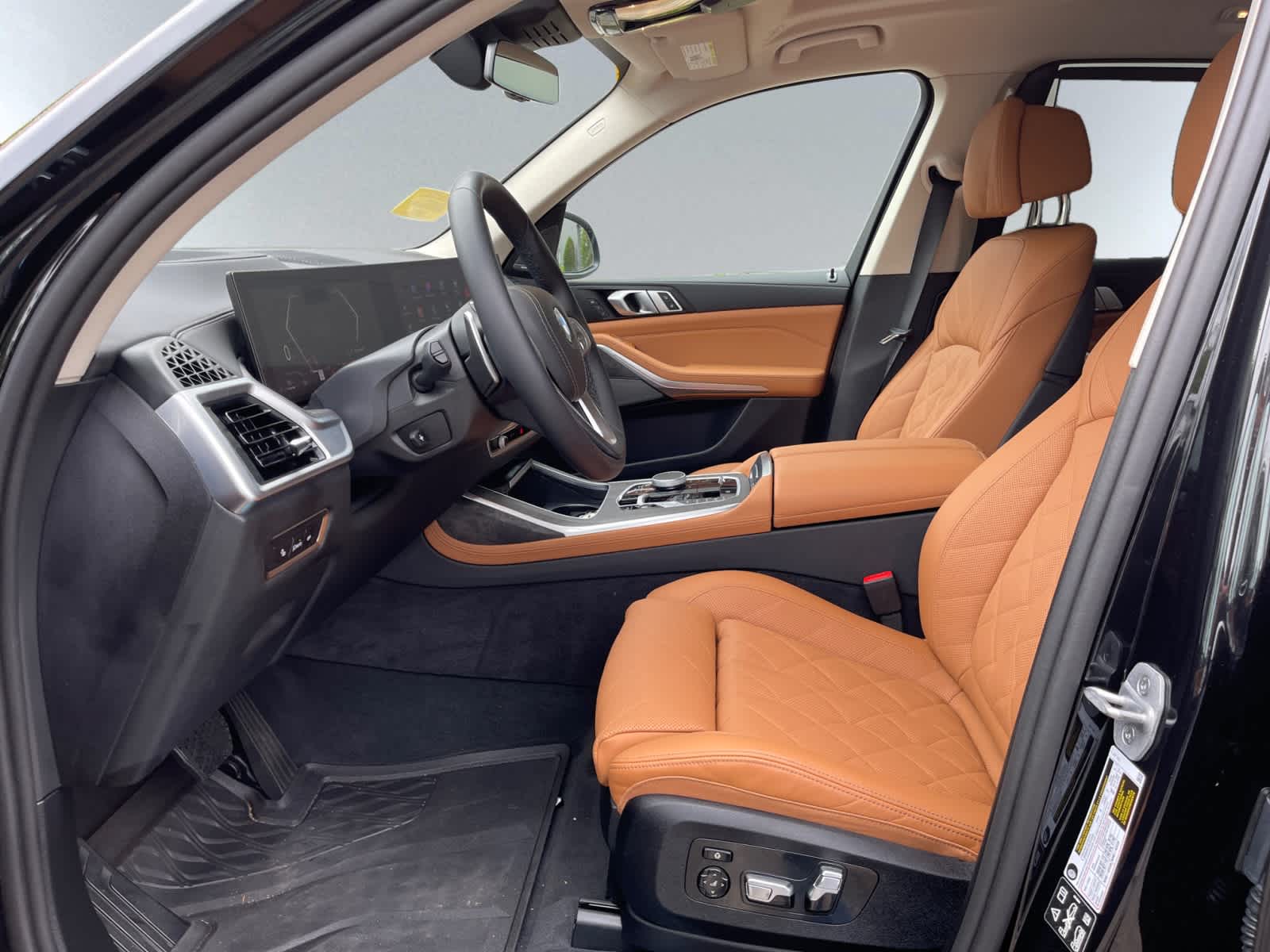 used 2025 BMW X7 car, priced at $84,998