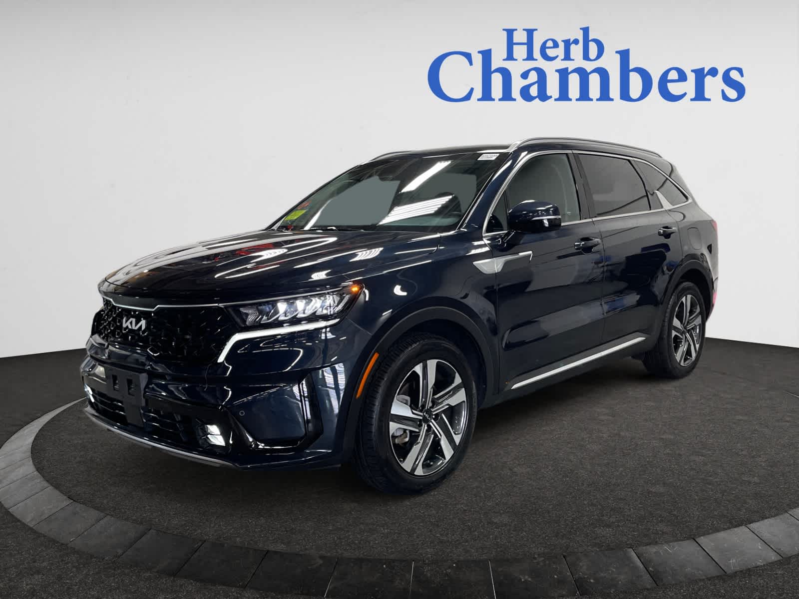 used 2023 Kia Sorento Hybrid car, priced at $31,998