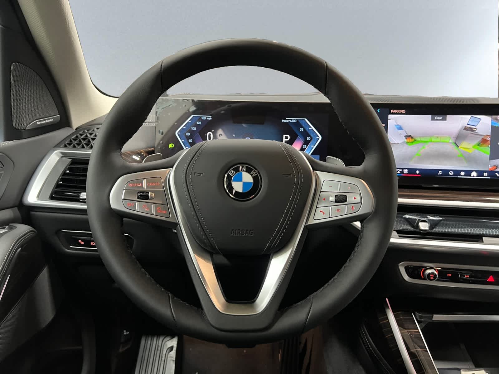 new 2025 BMW X7 car, priced at $89,705