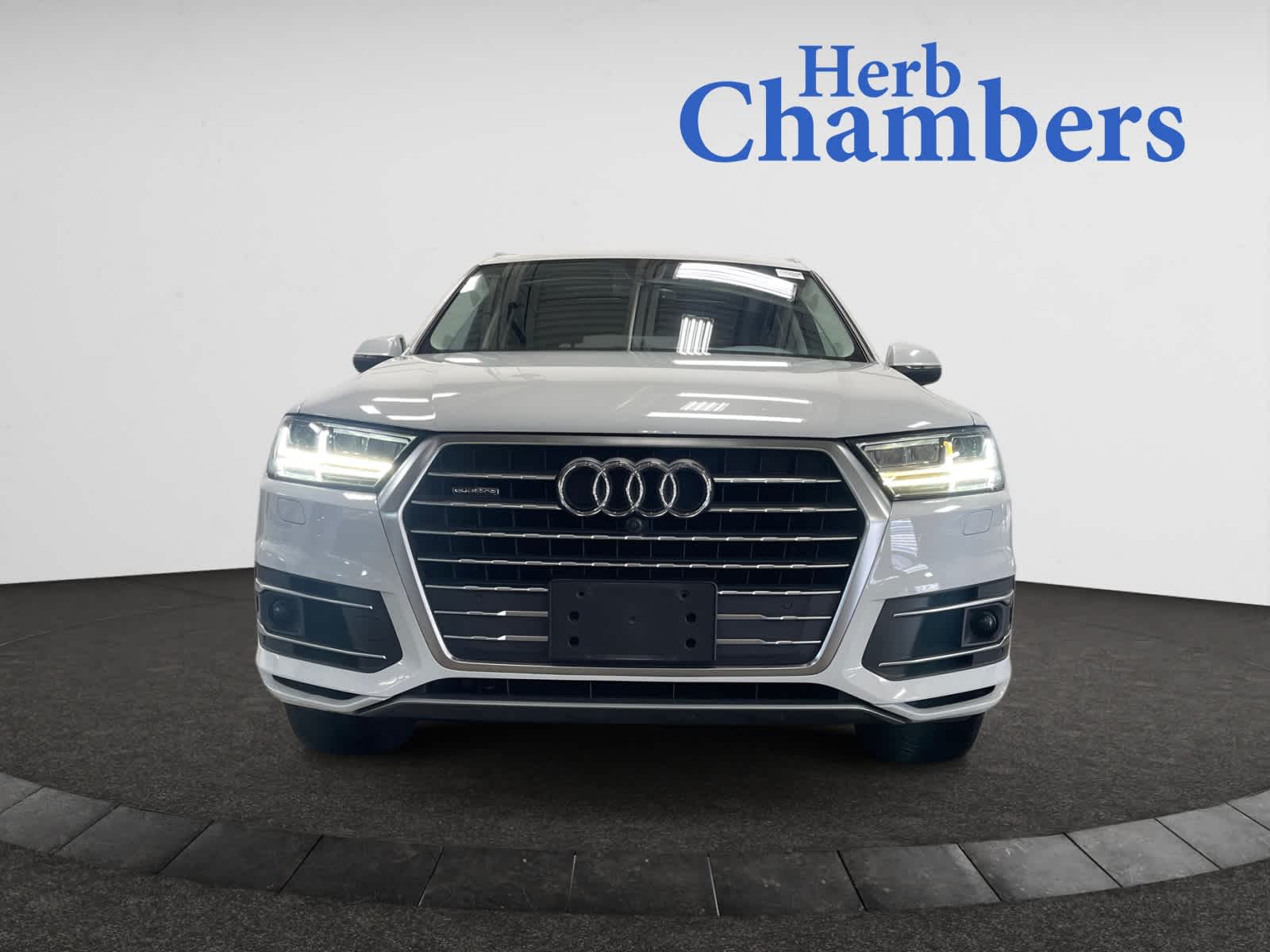 used 2019 Audi Q7 car, priced at $19,998