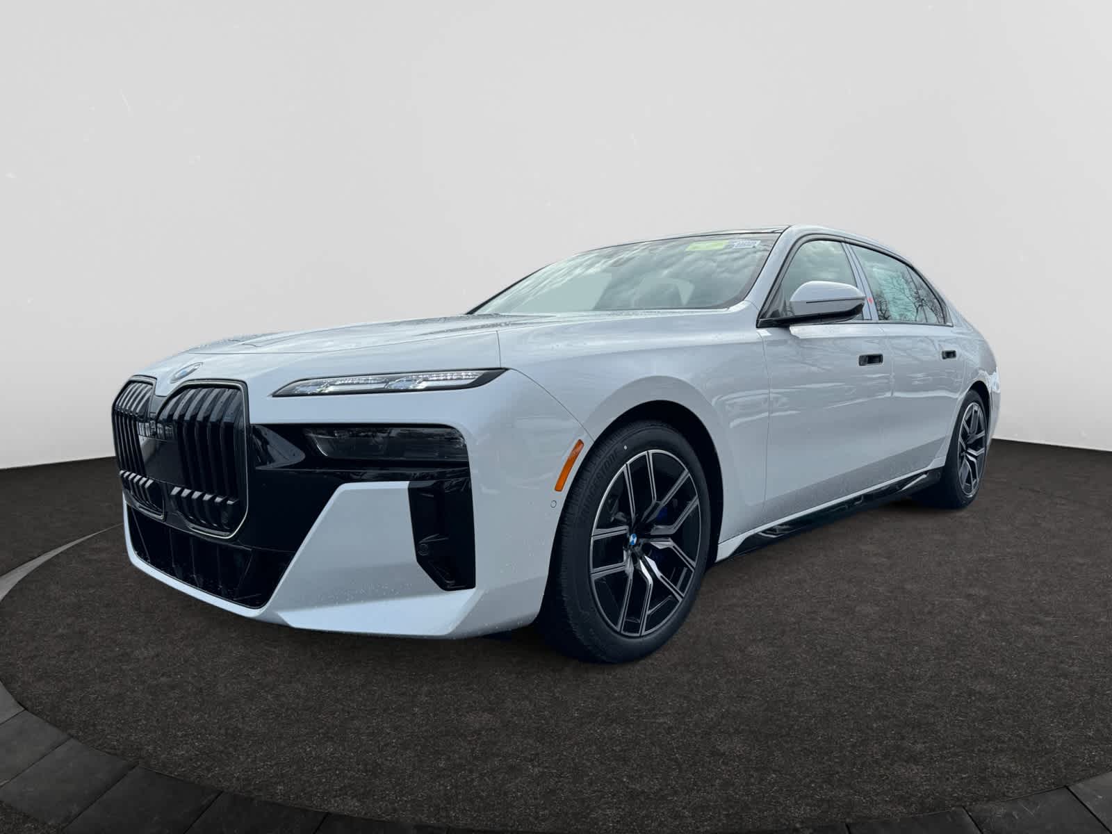 new 2024 BMW 760i car, priced at $131,215